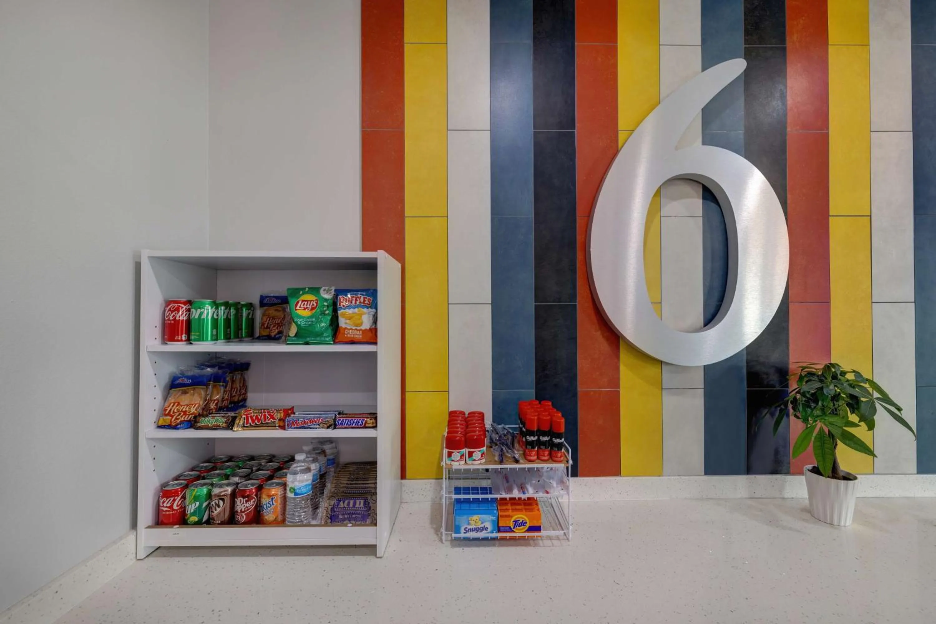 Property building in Studio 6 Katy, TX Energy Corridor