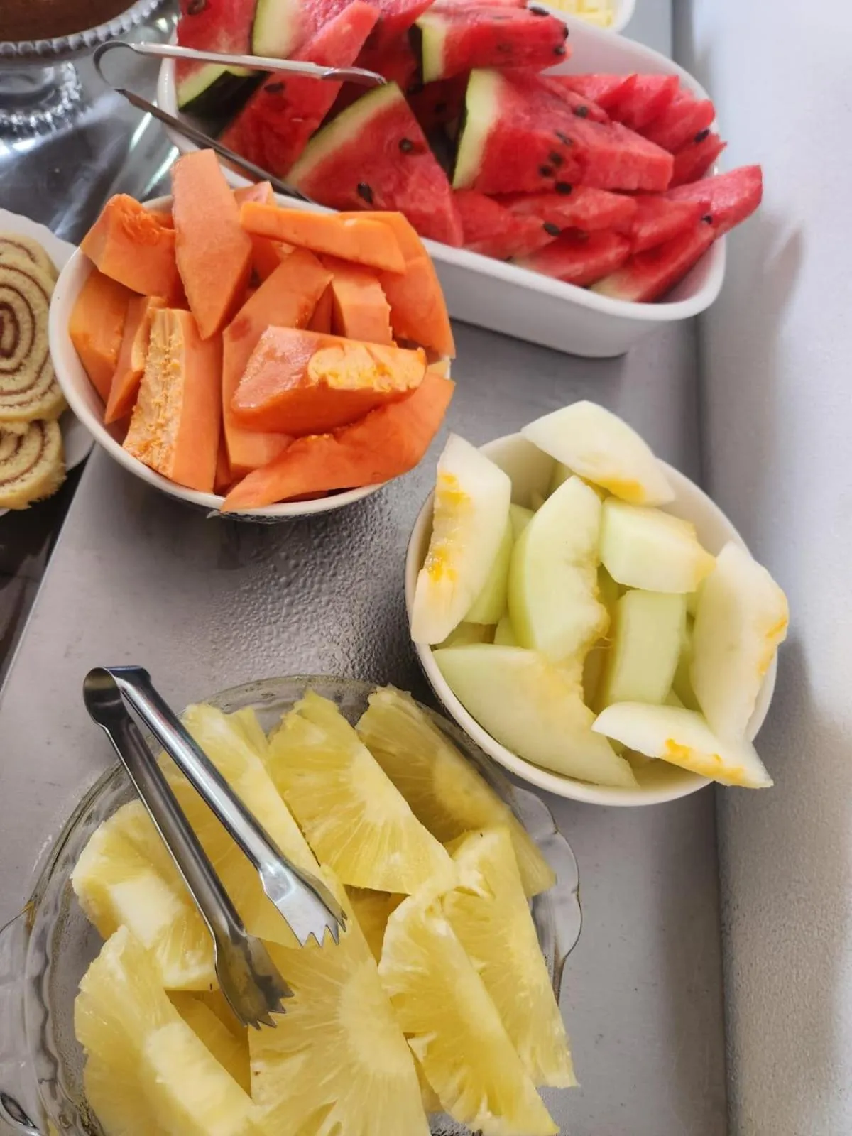 Buffet breakfast in Pousada BOB Suítes