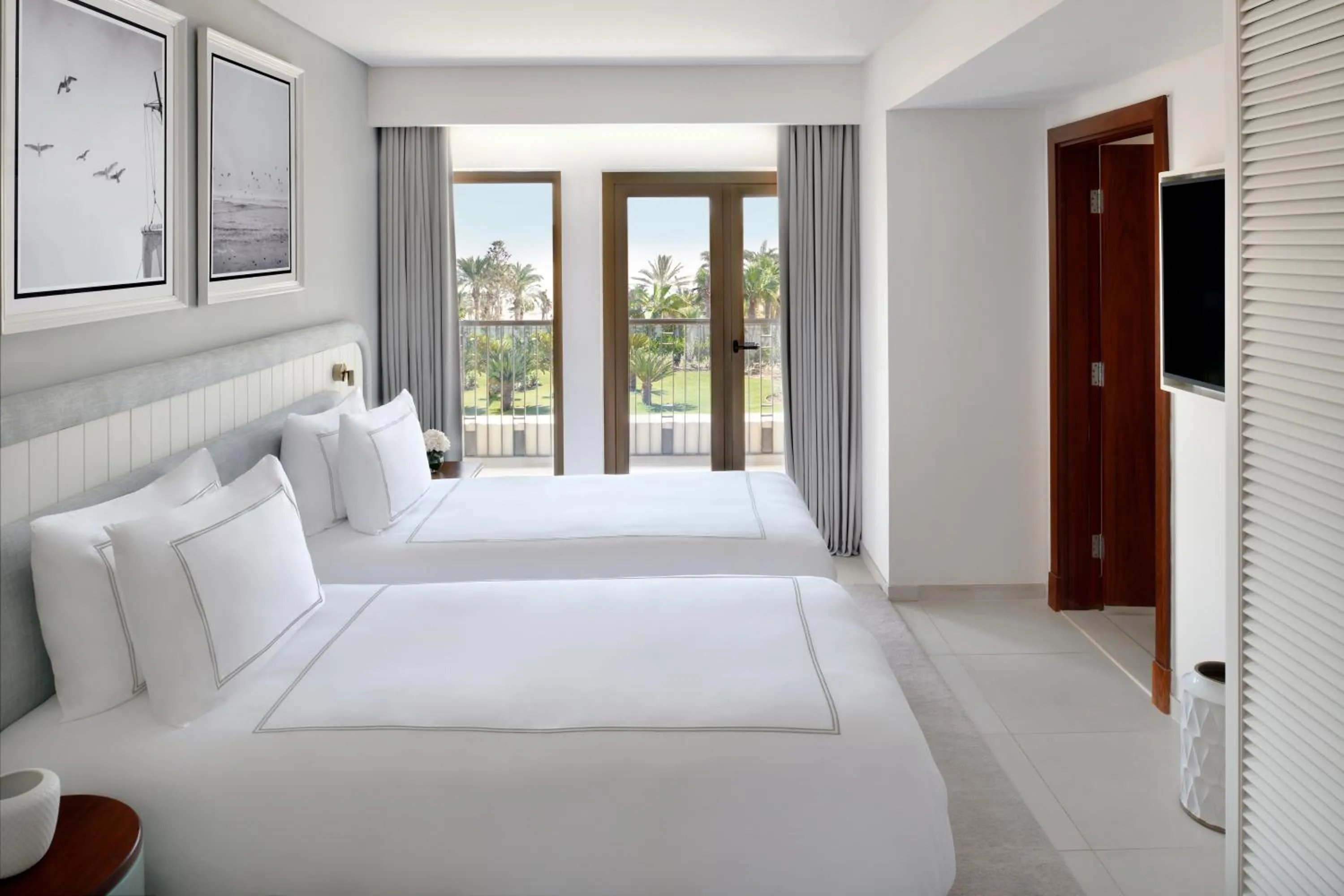 Bed in Al Alamein Hotel