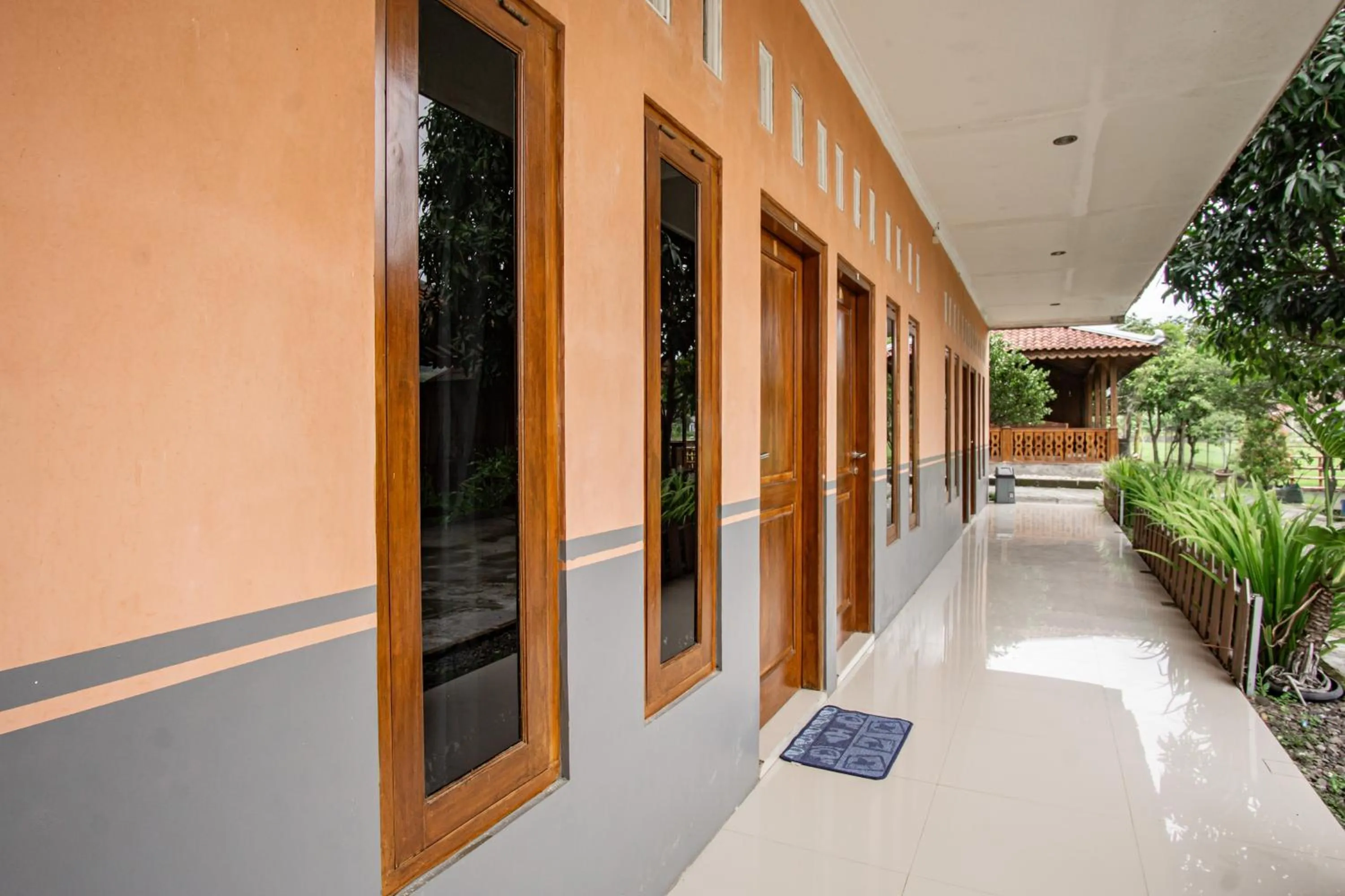 Property building in Joglo Ndalem Sabine Syariah