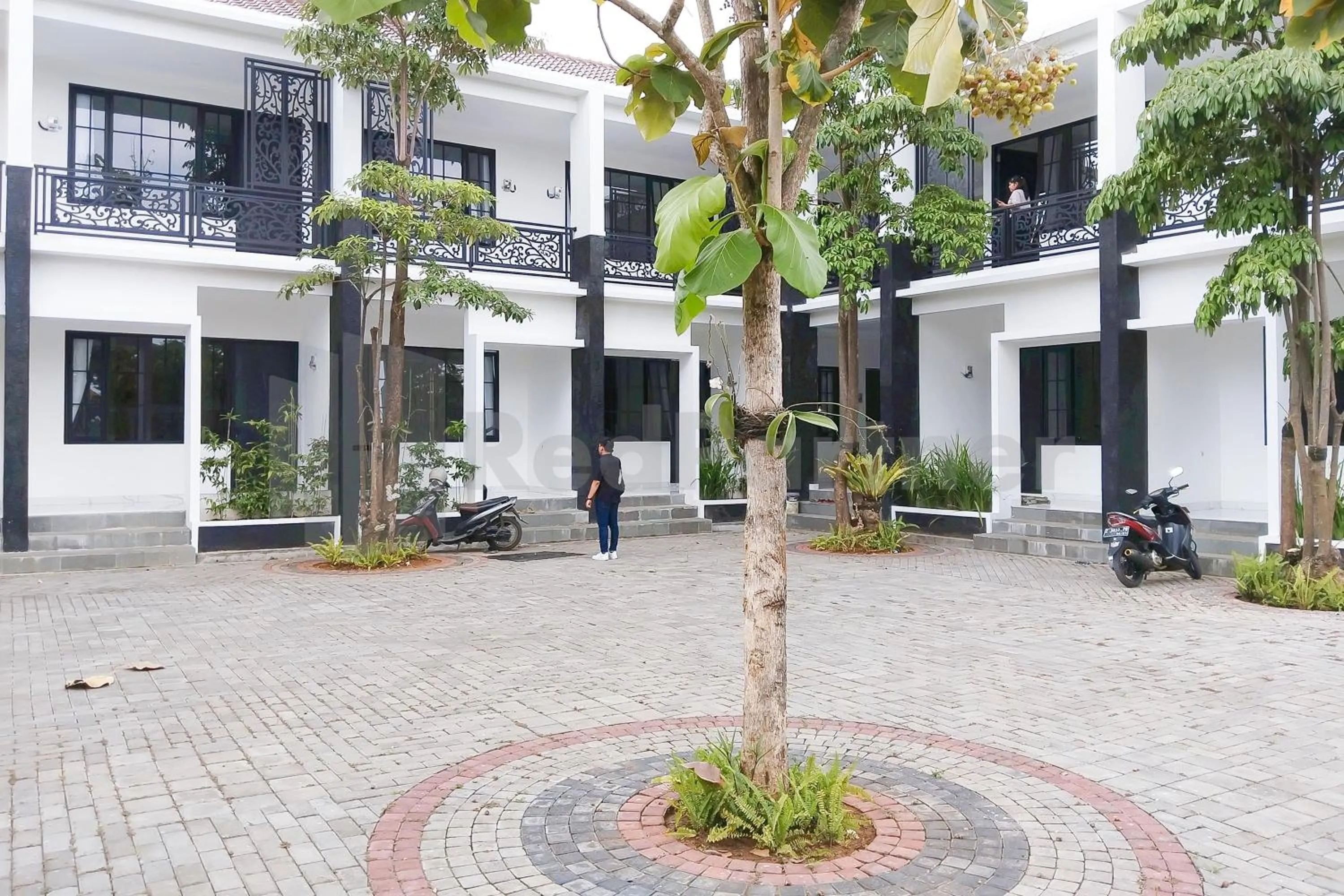 Property building in Khayrizsan Premium Mitra RedDoorz