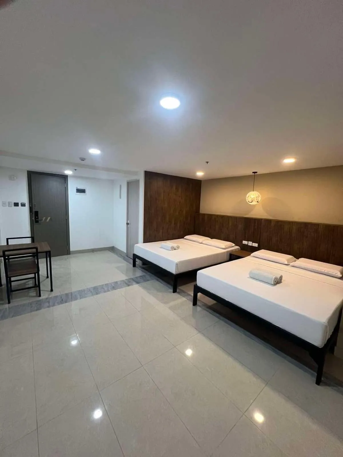 Bedroom, Bed in Maine City Residences Tramo