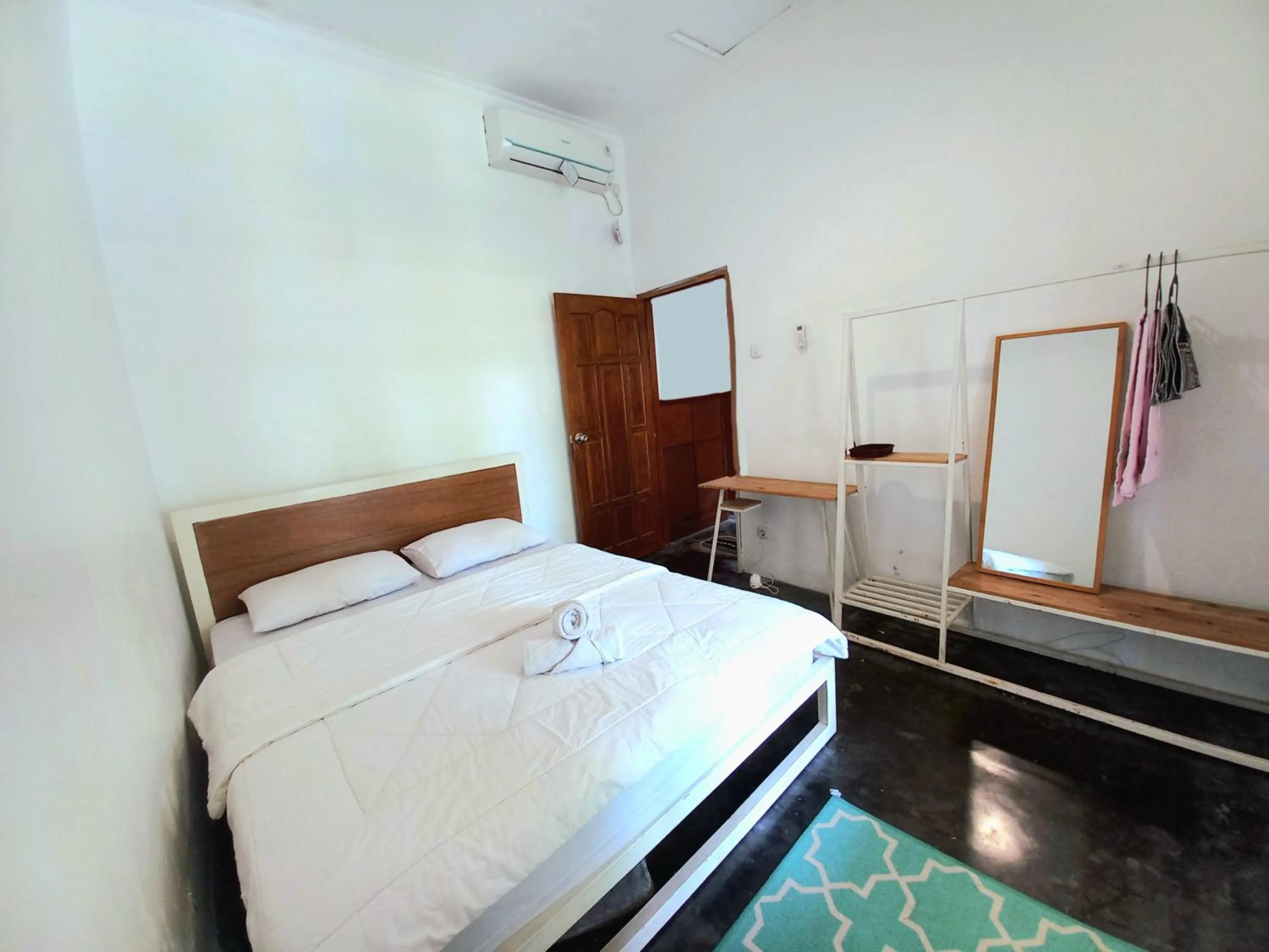 Bedroom, Bed in Homestay Jogja Rumah Obit By Simply Homy