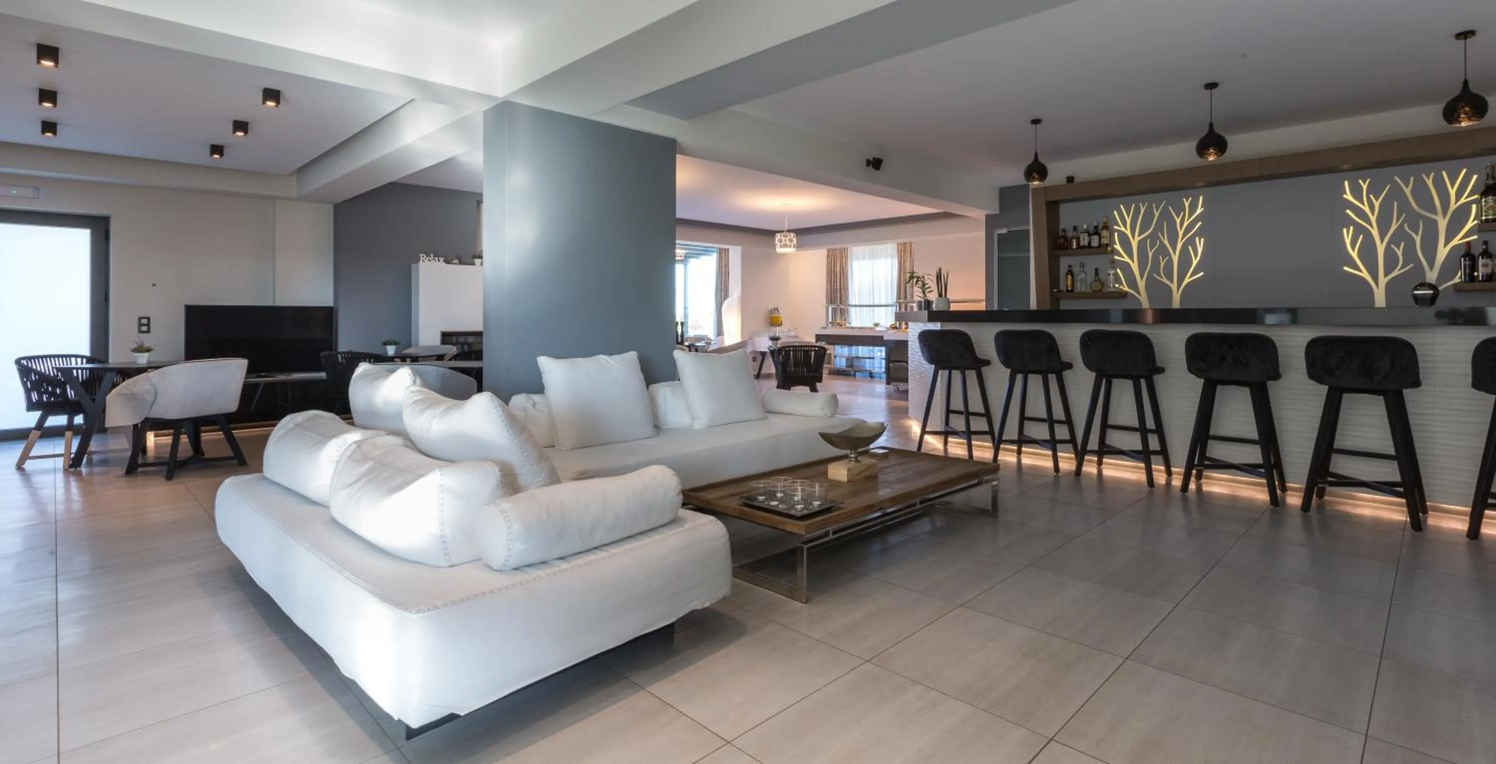 Ionion Beach Apartment Hotel & Spa