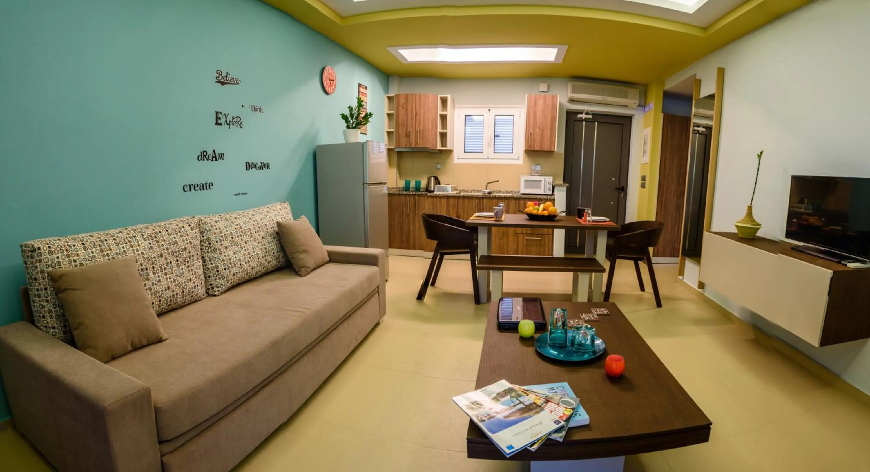 Living room in Ionion Beach Apartment Hotel & Spa