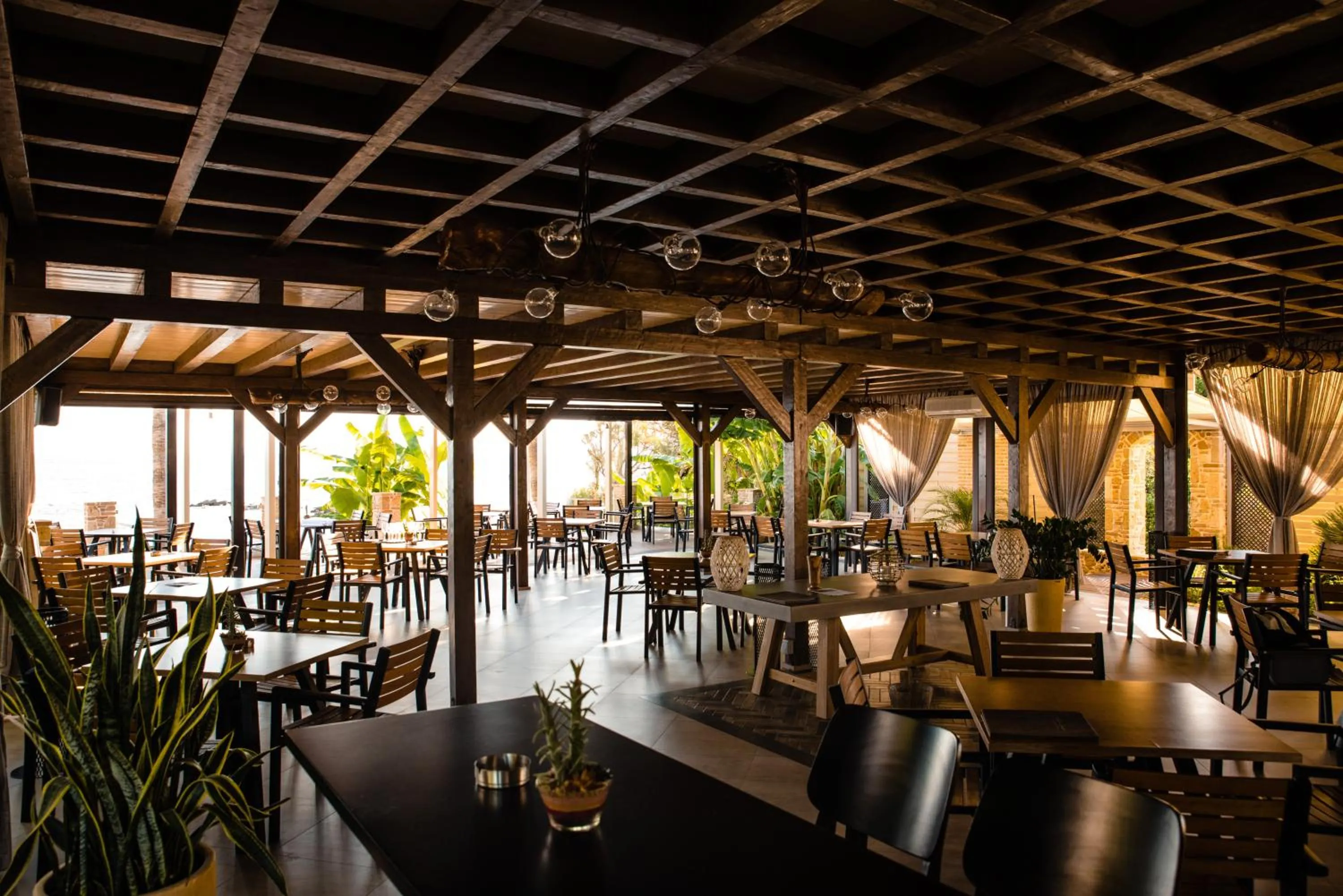 Ionion Beach Apartment Hotel & Spa