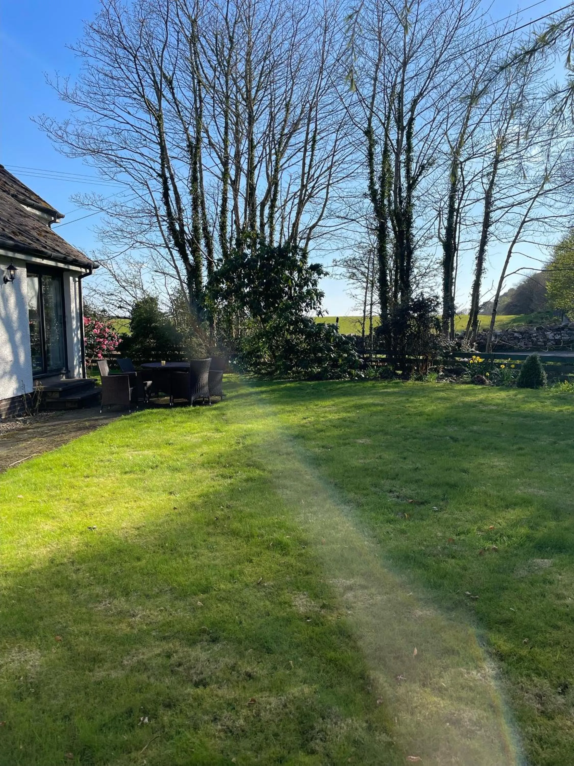 Garden in The Airds Hotel and Restaurant