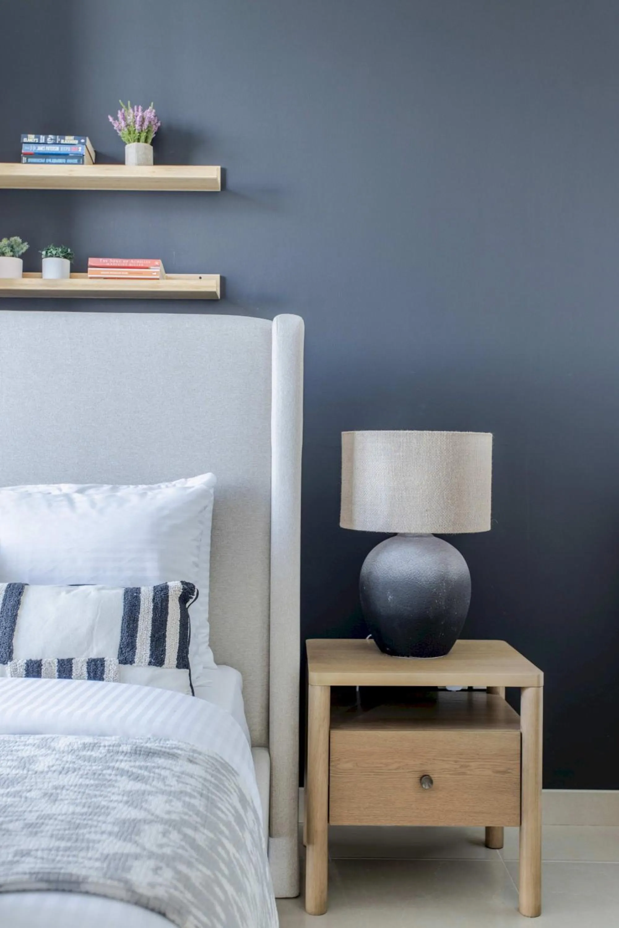 Decorative detail, Bed in Frank Porter - Fairview Residency