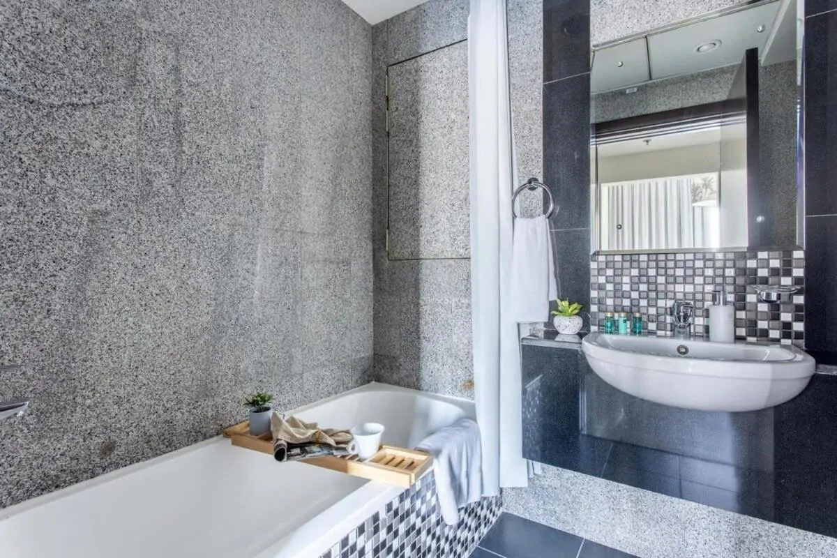 Frank Porter - Fairview Residency