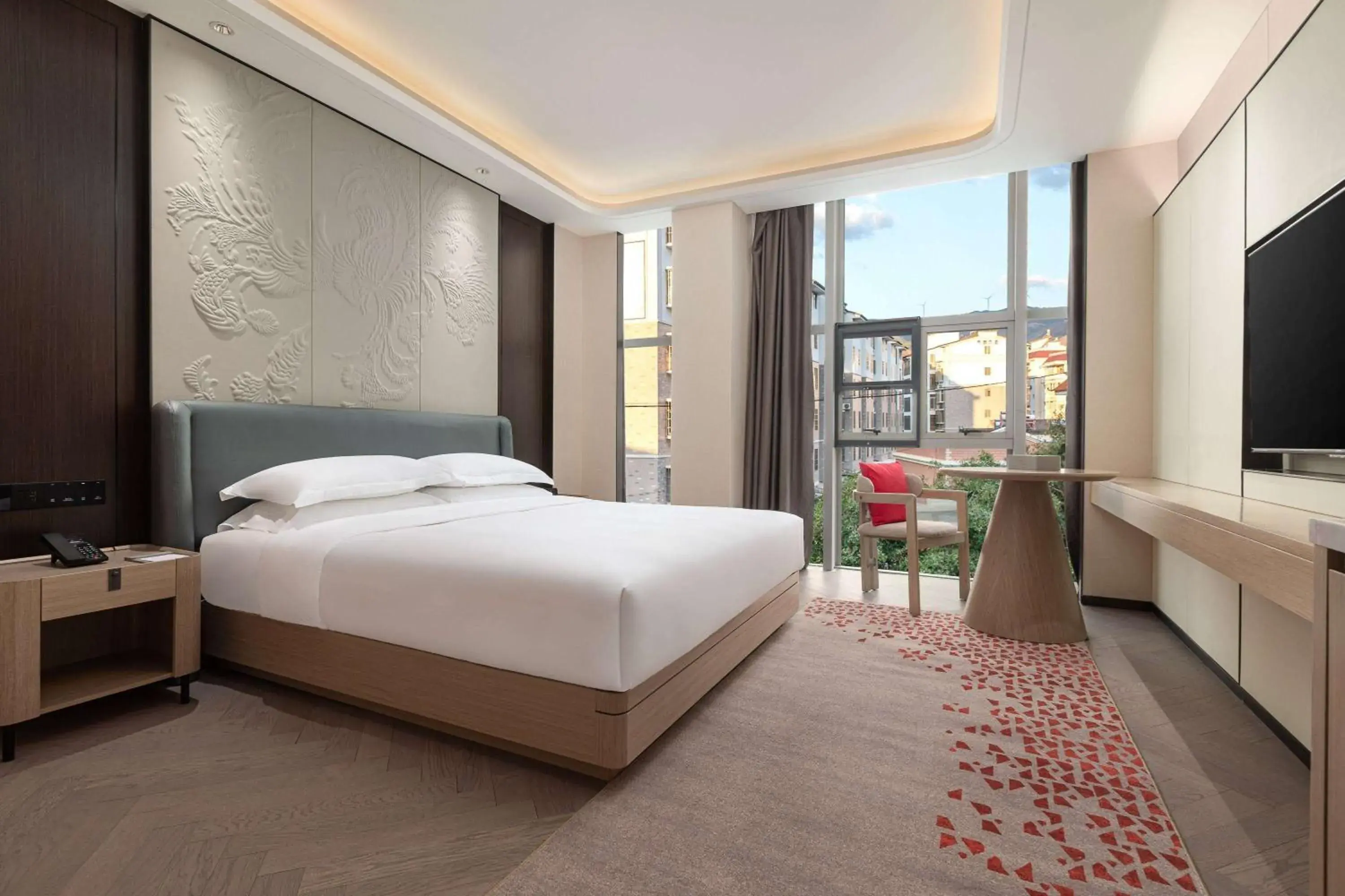 Deluxe King Room - Non-Smoking in Ramada by Wyndham Honghe Kaiyuan Deluxe King Room - Non-Smoking in Ramada by Wyndham Honghe Kaiyuan