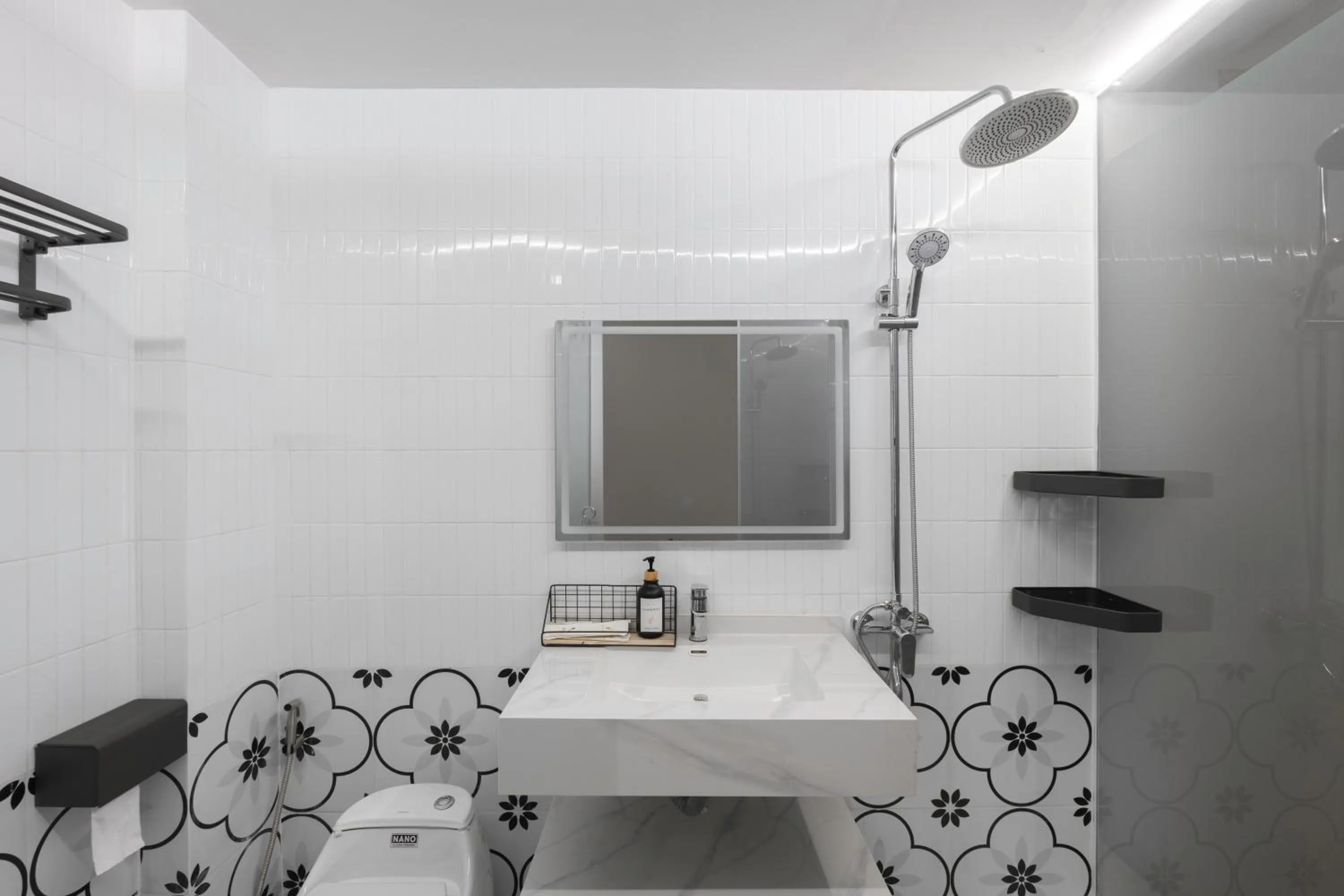 air conditioner in Zeus Living - City Central