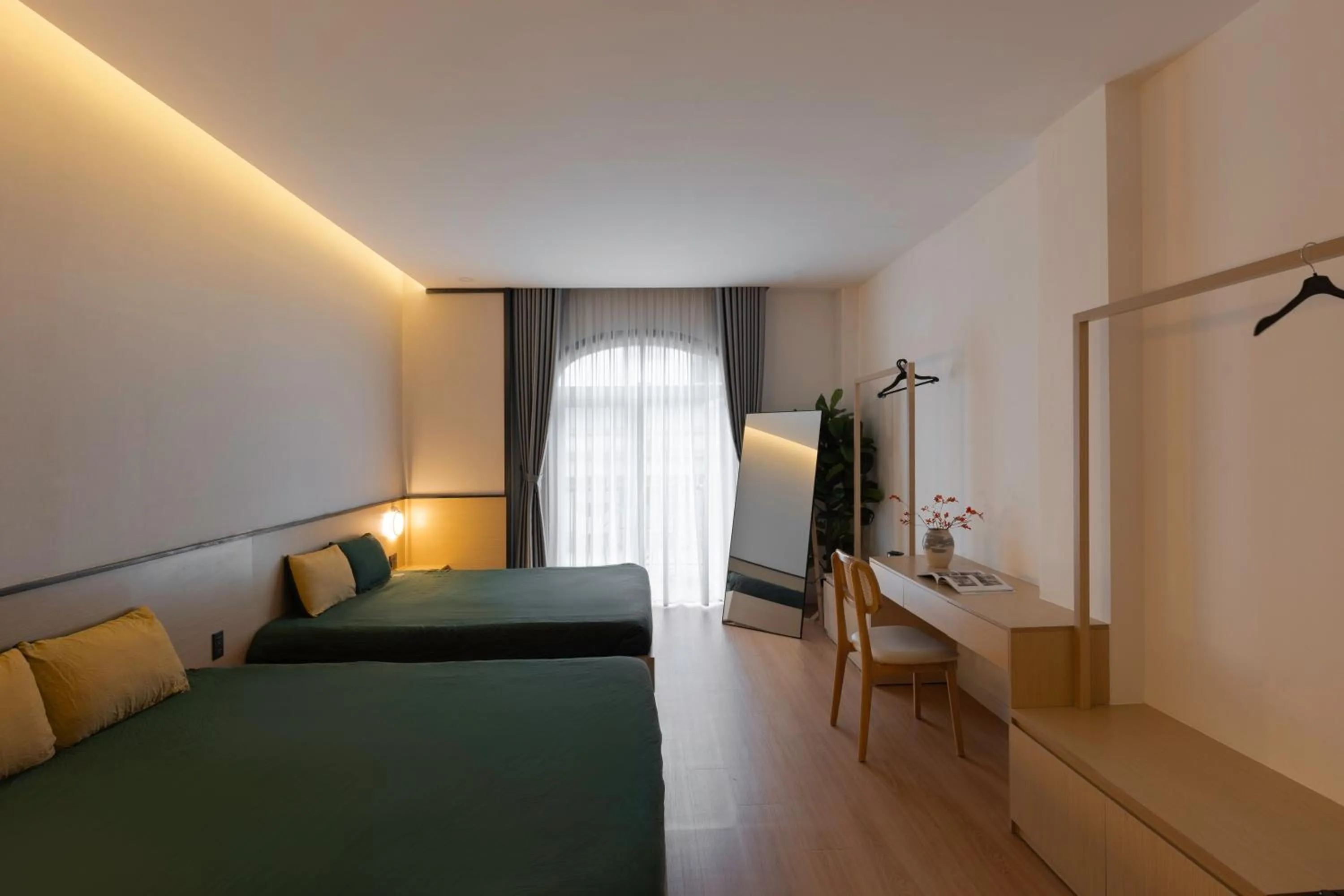 Property building, Bed in Zeus Living - City Central