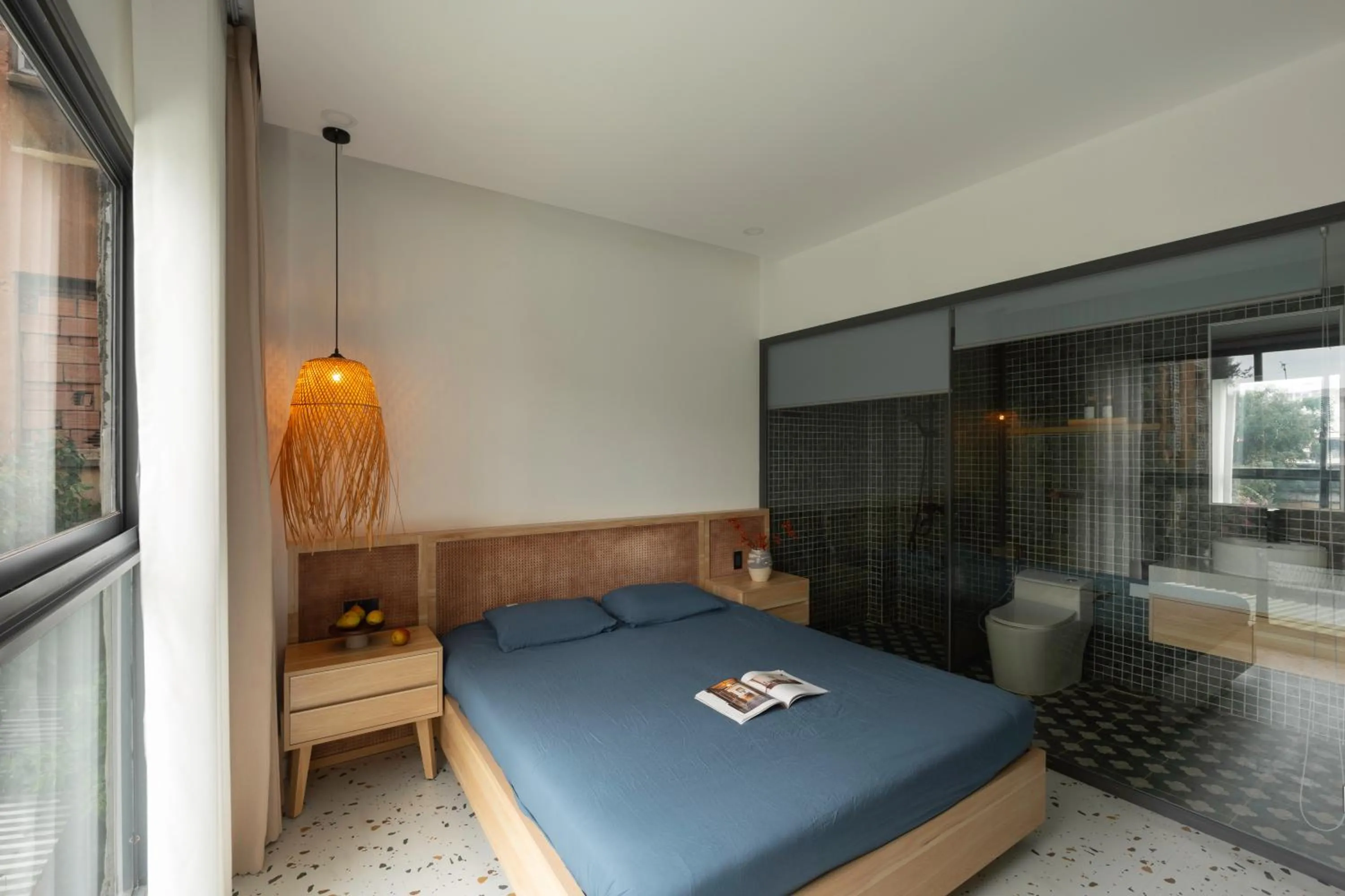 Property building, Bed in Zeus Living - City Central