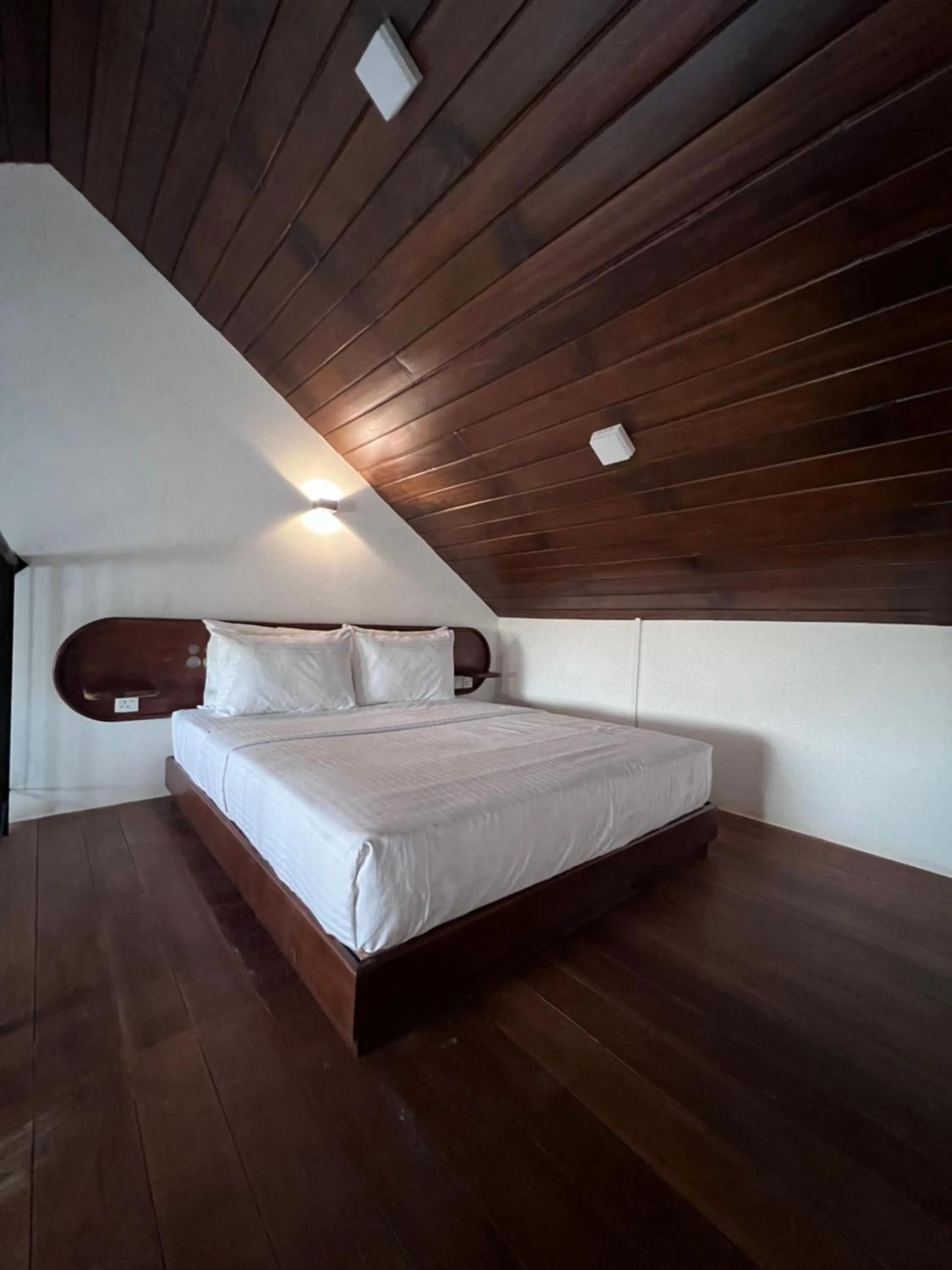 Photo of the whole room, Bed in 88th Nuwara Eliya