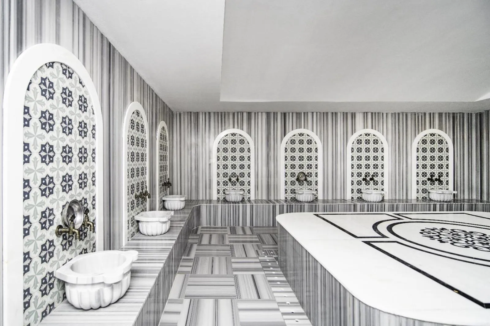 Bathroom in SIDE MOON PALACE