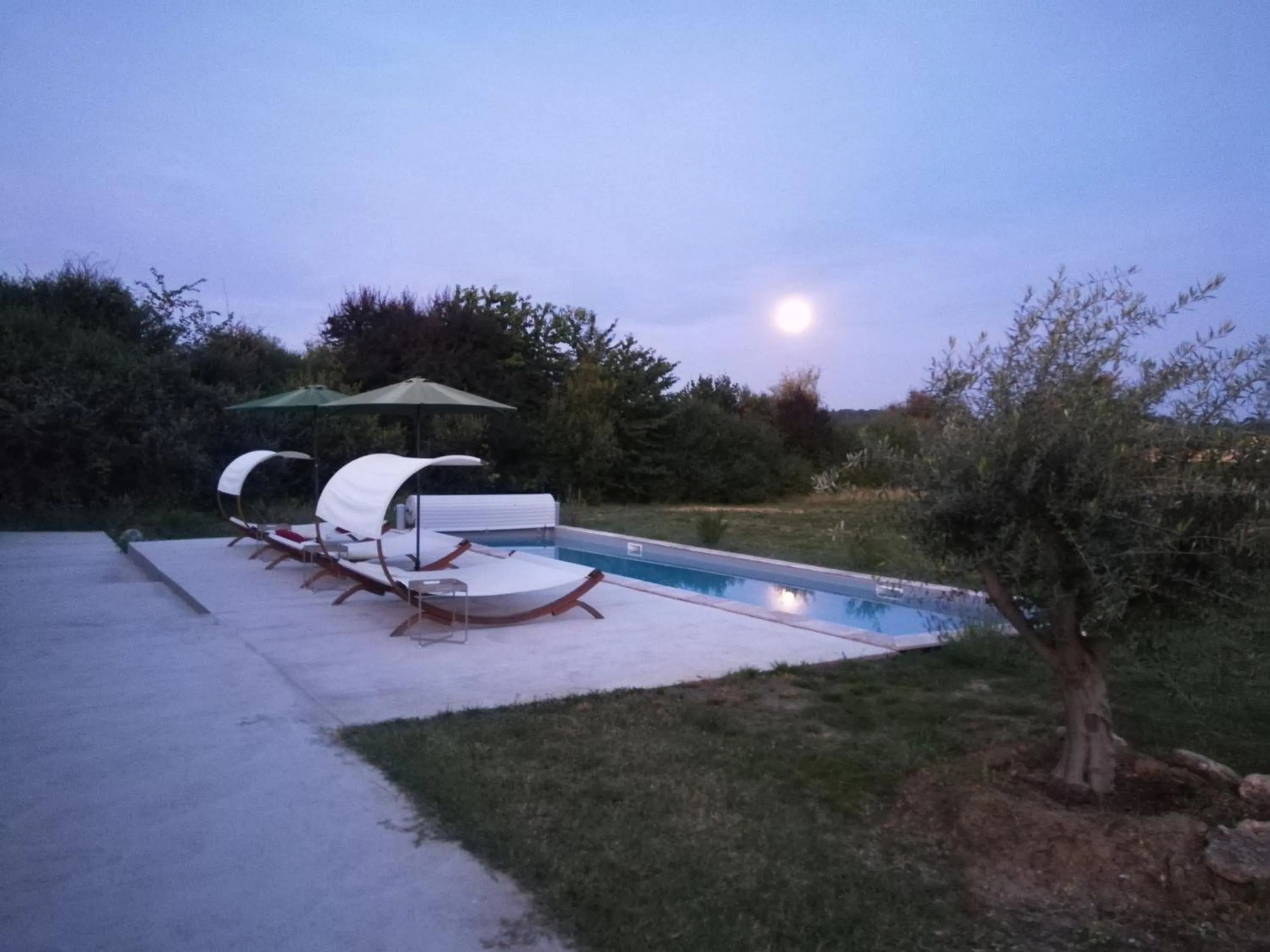 Swimming pool in Domaine Maison Dodo