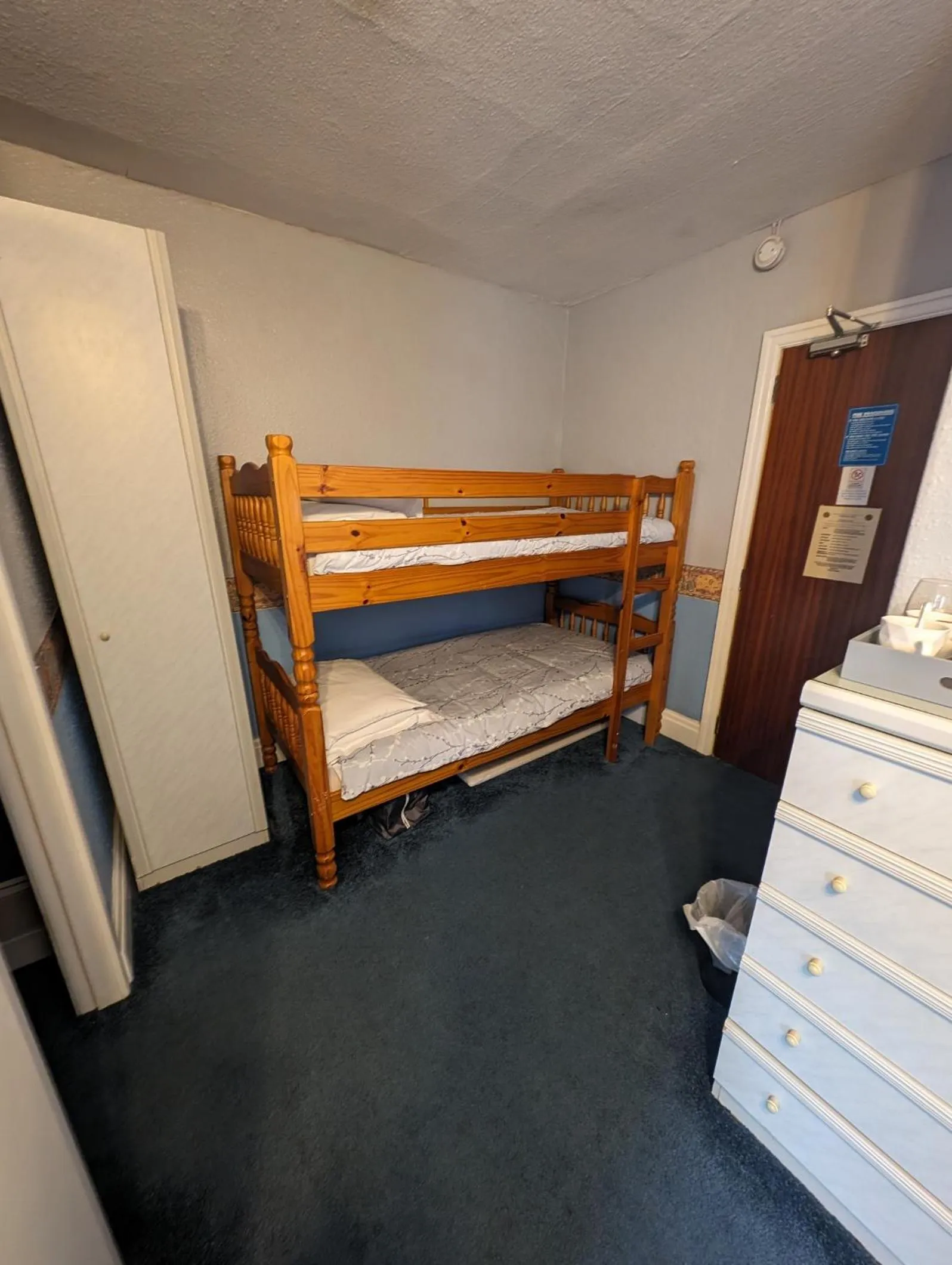 bunk bed, Bed in Hesketh Hotel