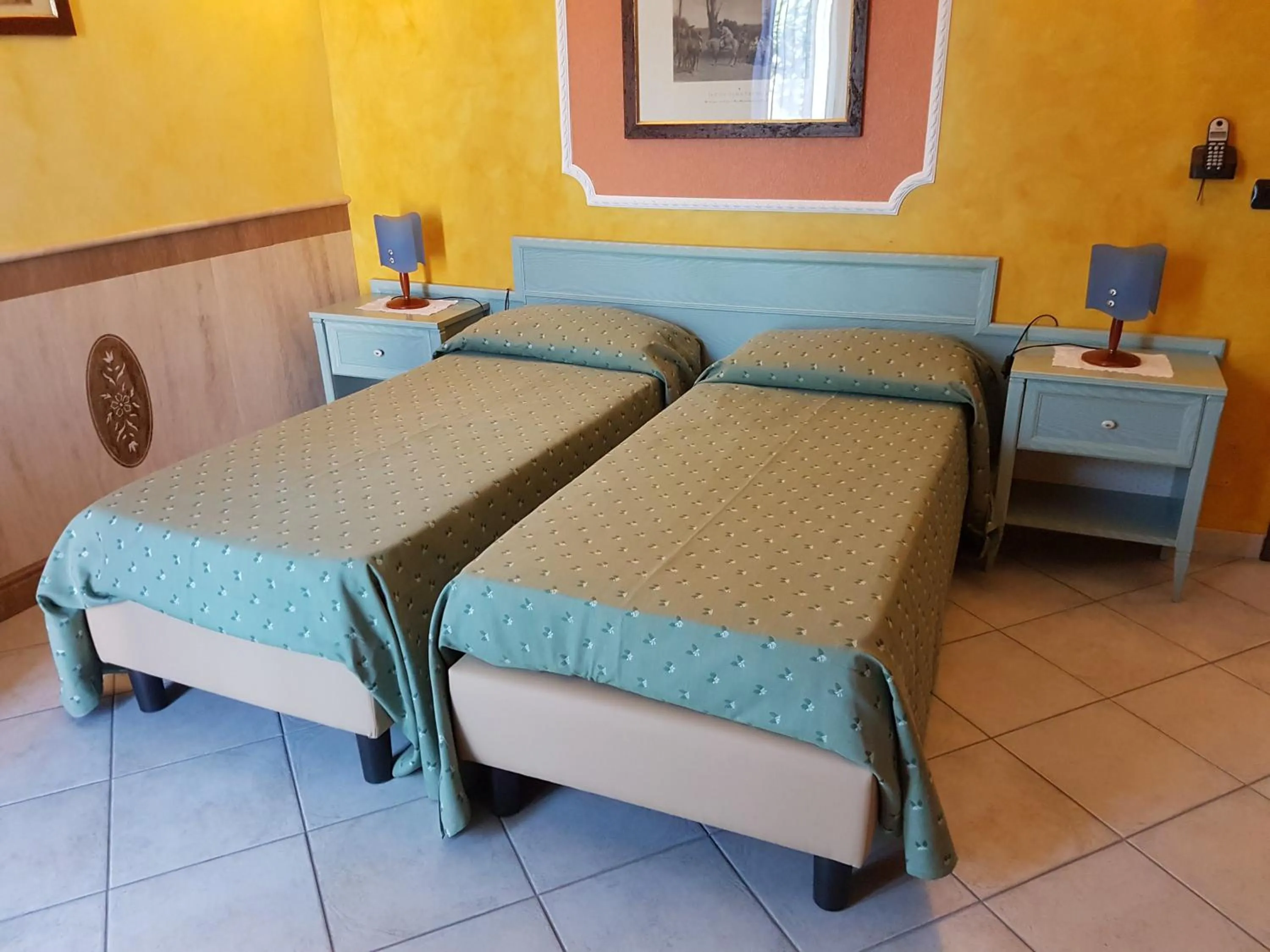 Photo of the whole room, Bed in Hotel Nautilus