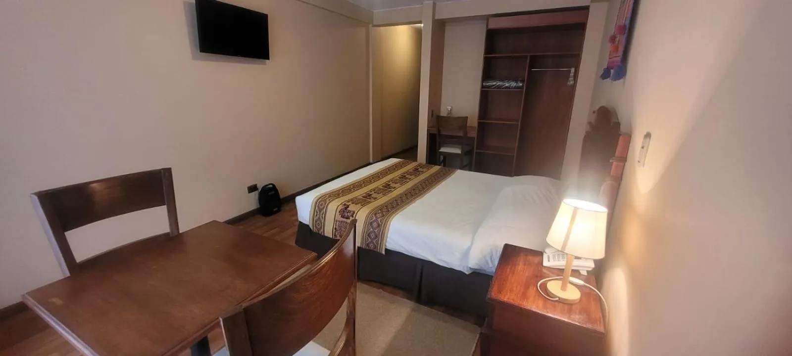 Photo of the whole room, Bed in Hotel Monte Carlo