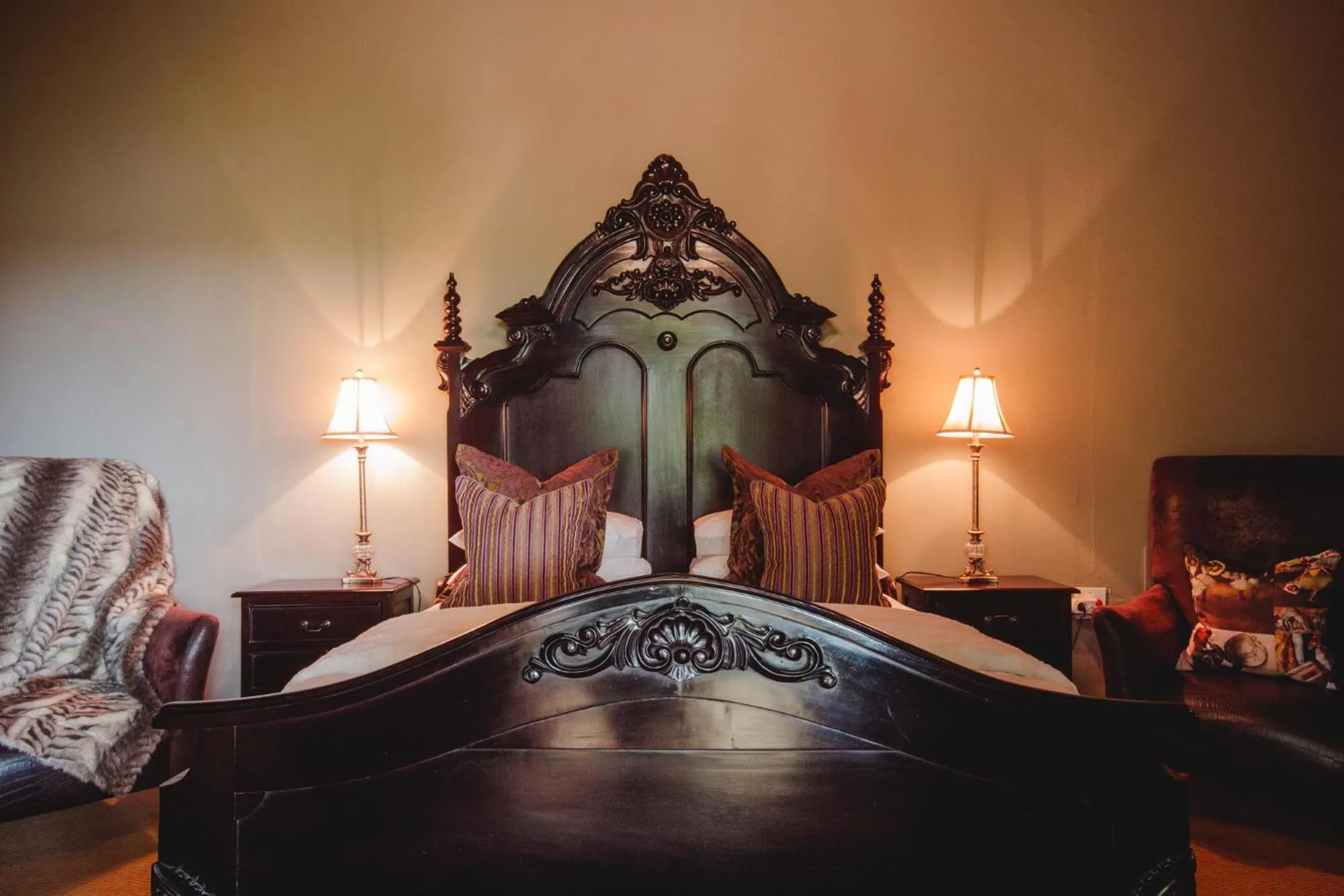 Shower, Bed in Cypress Cottage Guest House