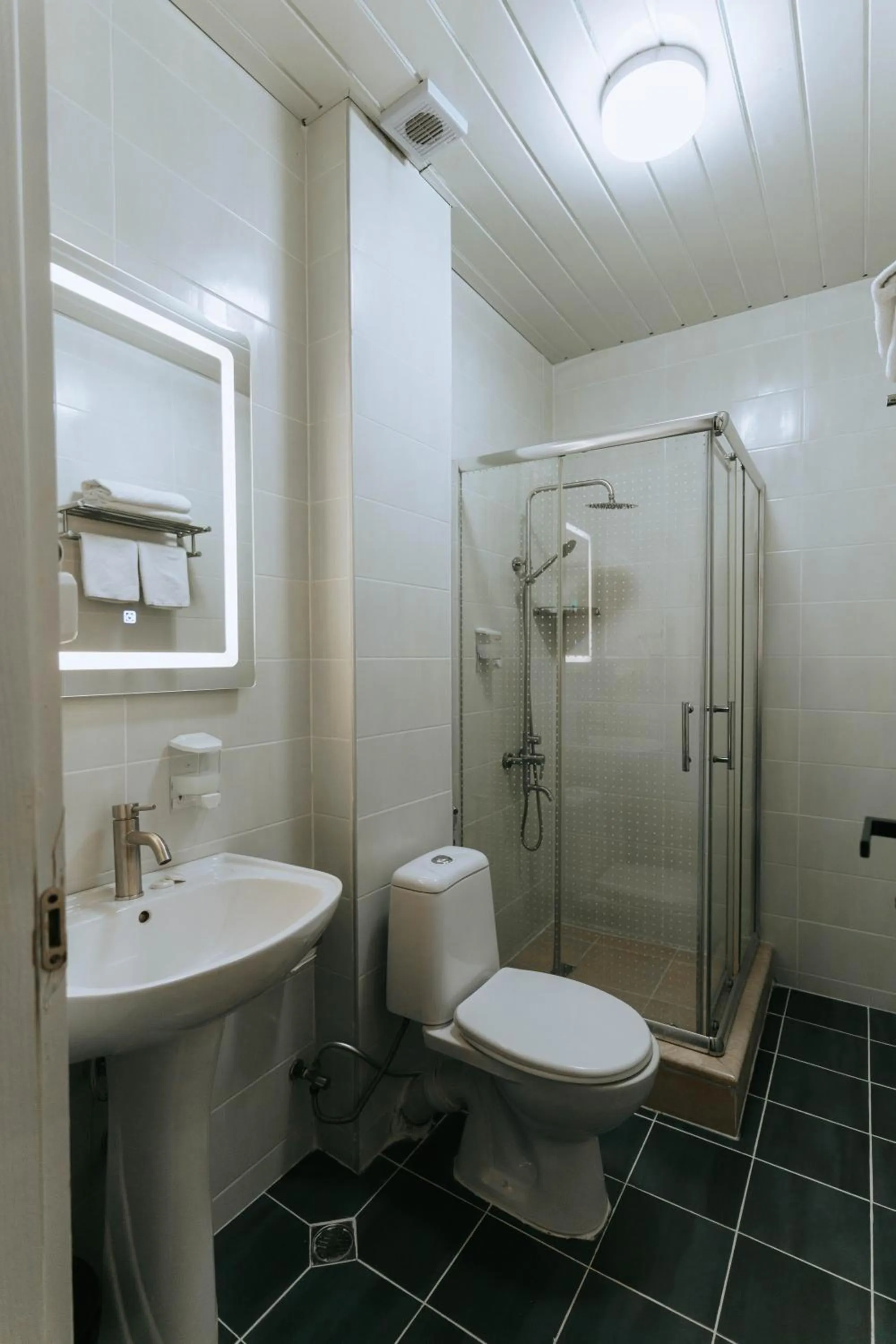 Bathroom in Hotel Old Town