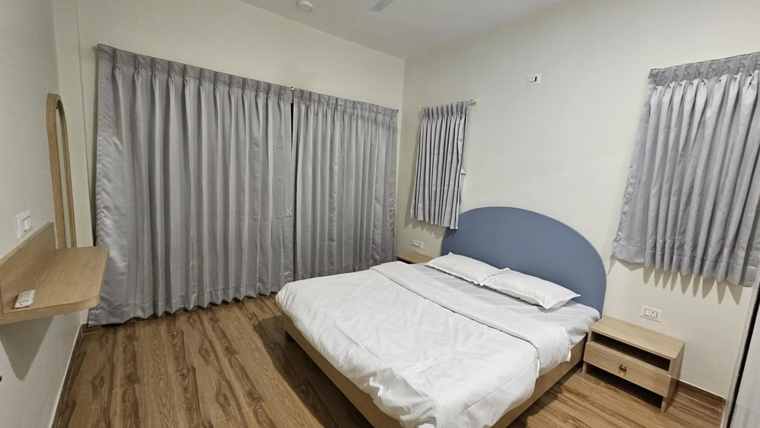 Bed in Coastal Paradise