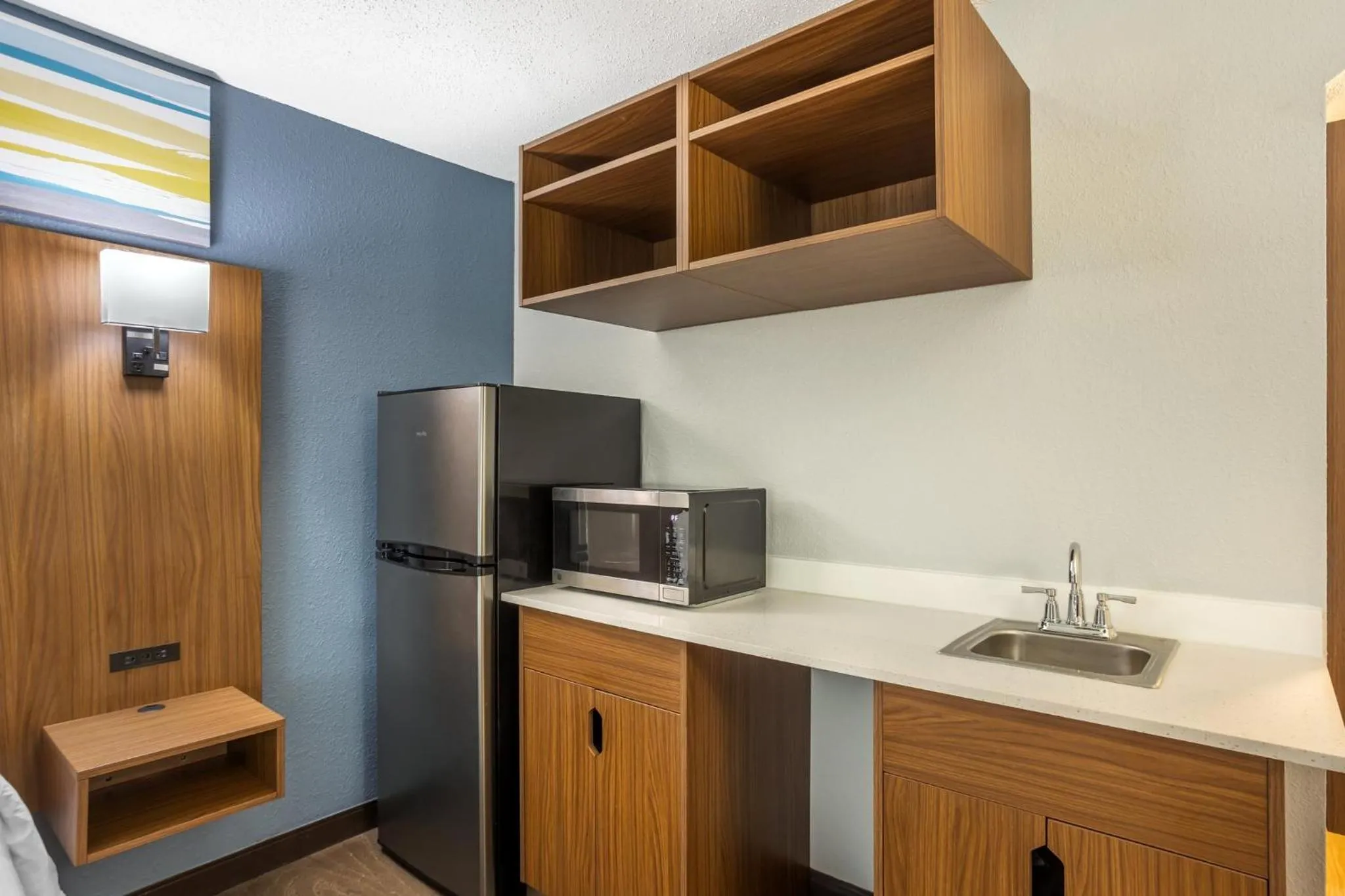 Bedroom in HomeTowne Studios by Red Roof Lancaster