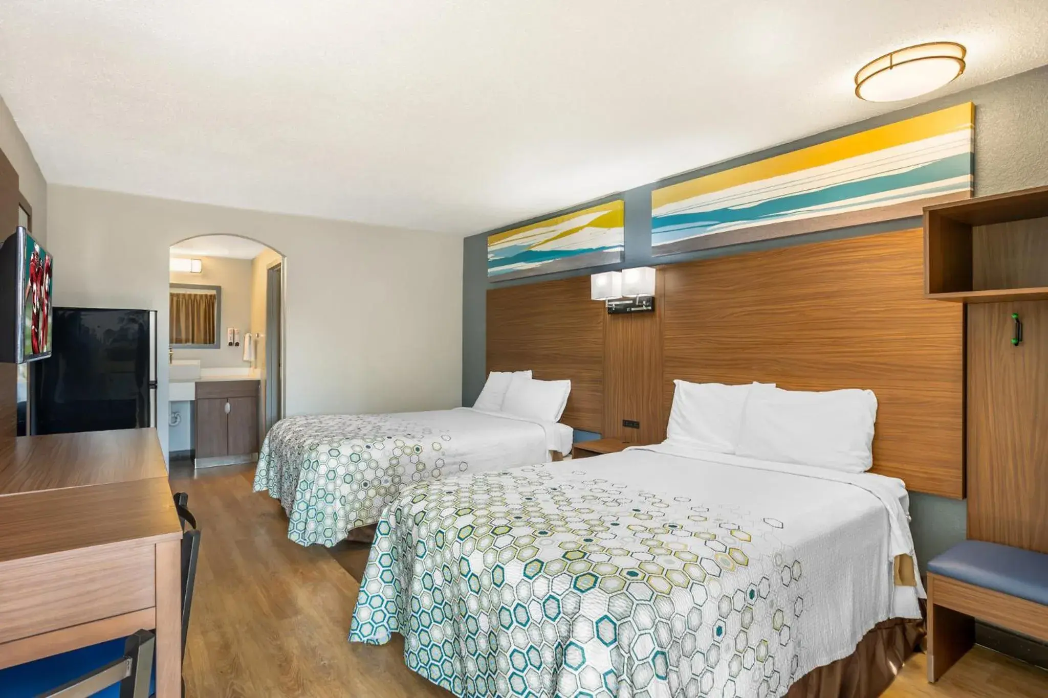 Studio with Two Double Beds Non-Smoking in HomeTowne Studios by Red Roof Lancaster Studio with Two Double Beds Non-Smoking in HomeTowne Studios by Red Roof Lancaster