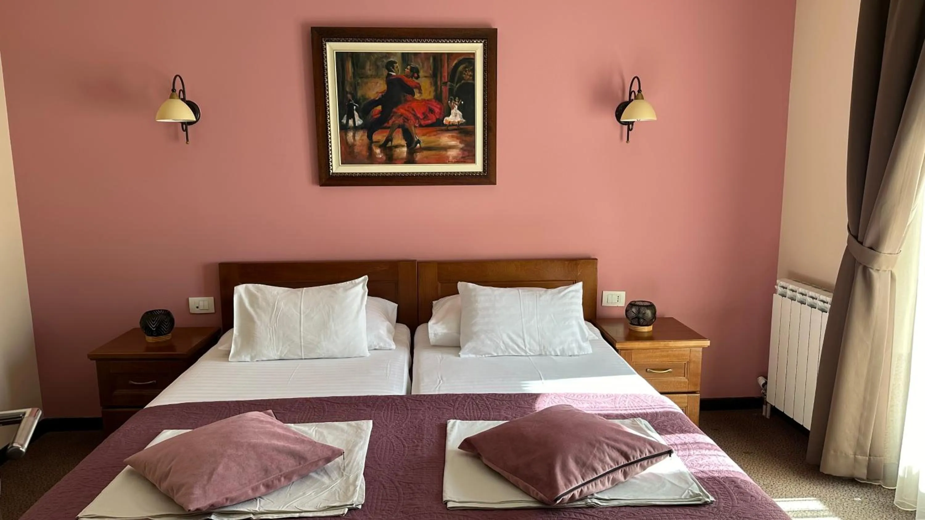 Bed in Hotel Monte Rosa