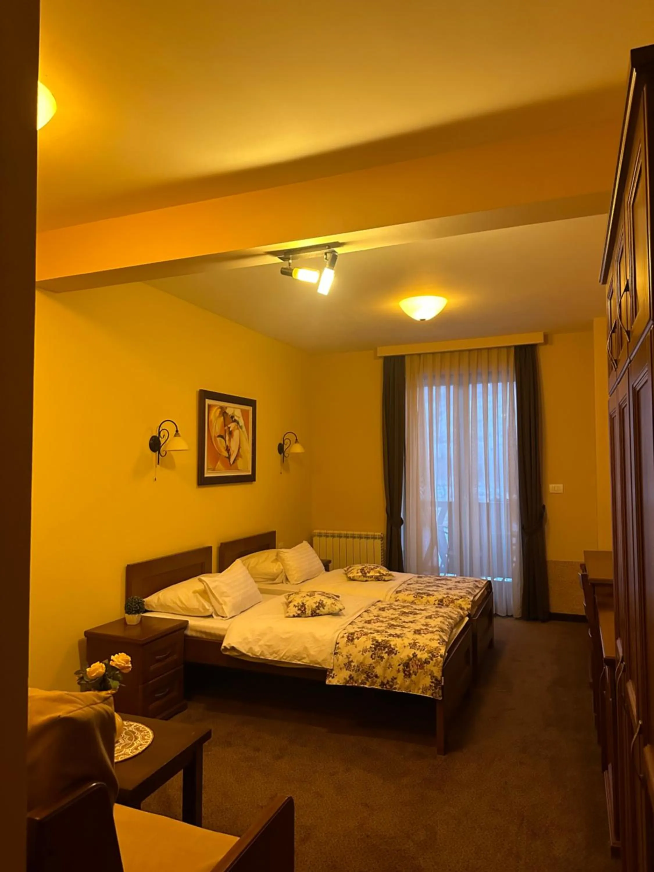 Bed in Hotel Monte Rosa