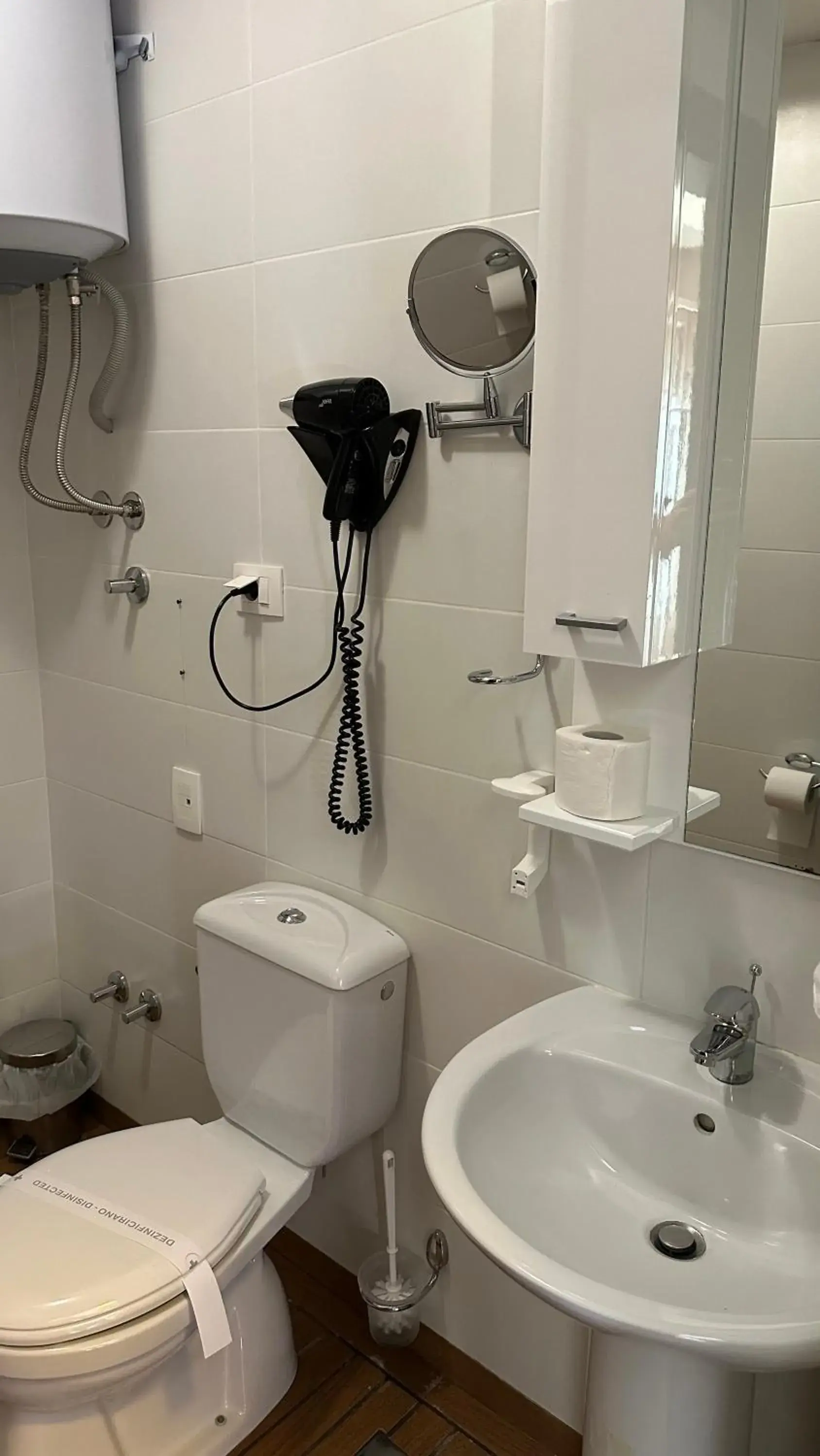 One Bedroom Apartment in Hotel Monte Rosa One Bedroom Apartment in Hotel Monte Rosa