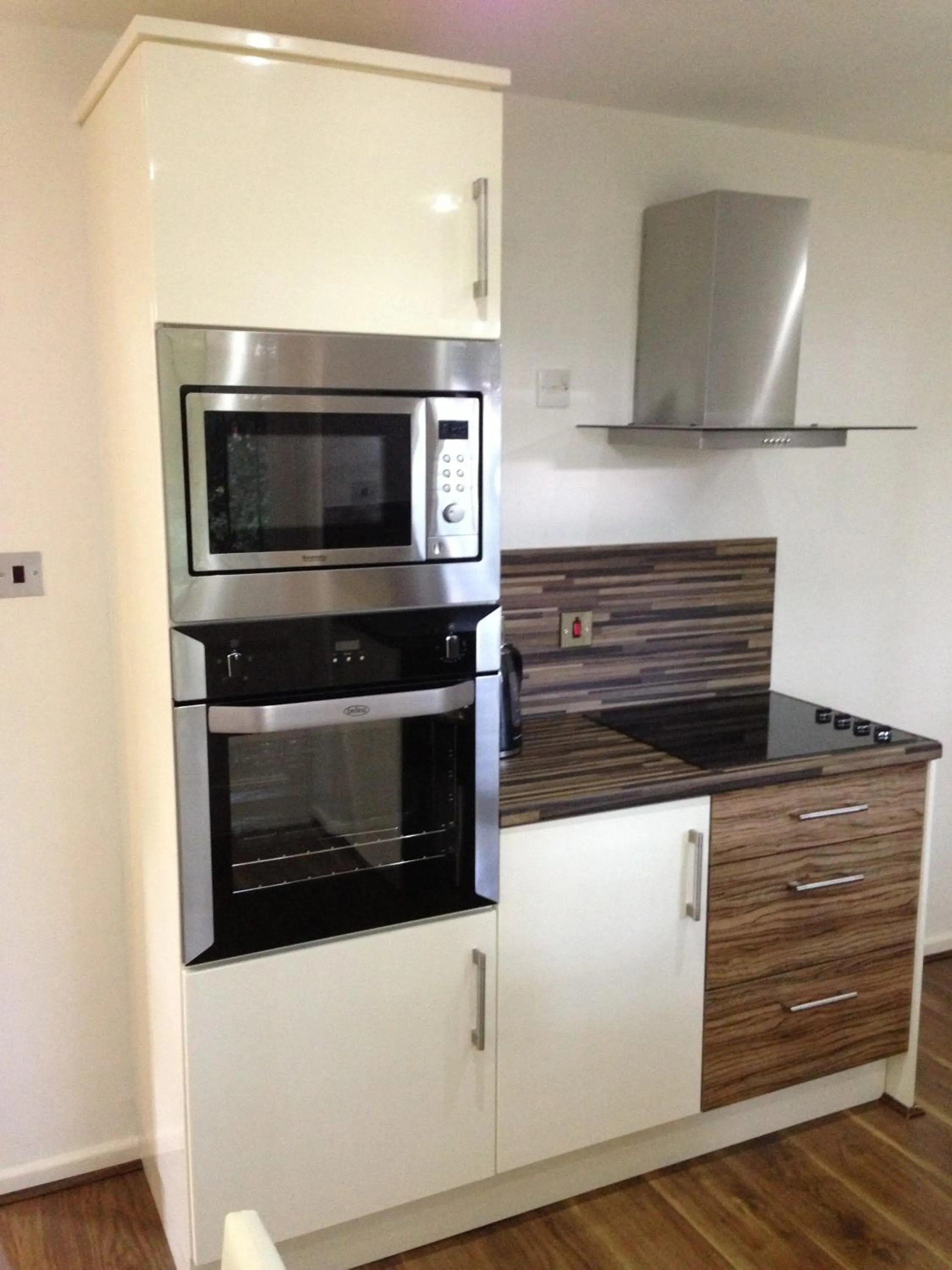 Kitchen or kitchenette, Kitchen/Kitchenette in Healey House Hotel