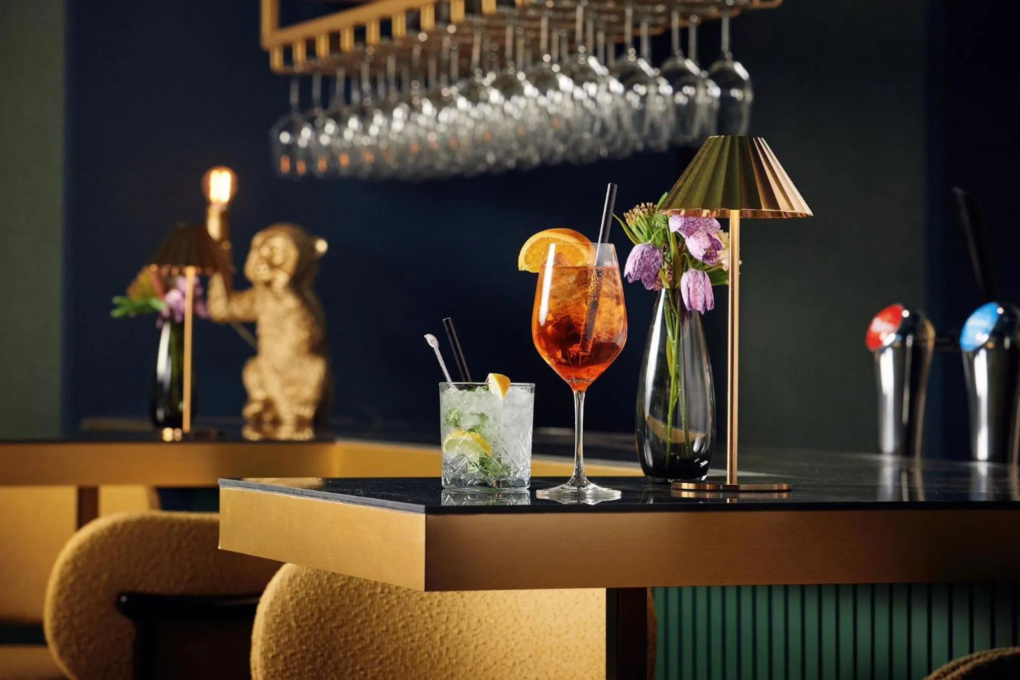 Lounge or bar in Hotel van der Valk Wolvega-Heerenveen