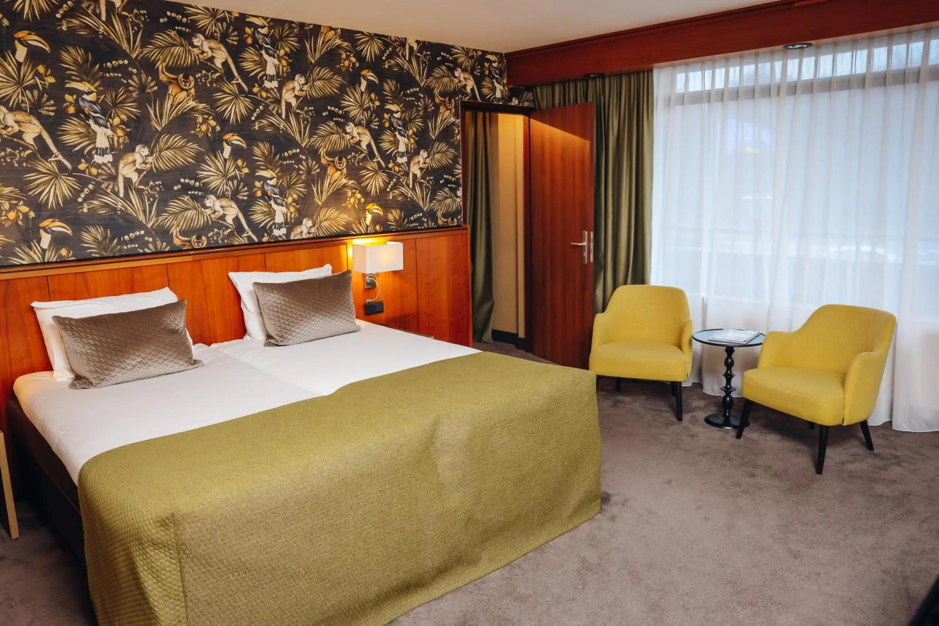 Bedroom, Bed in Hotel van der Valk Wolvega-Heerenveen