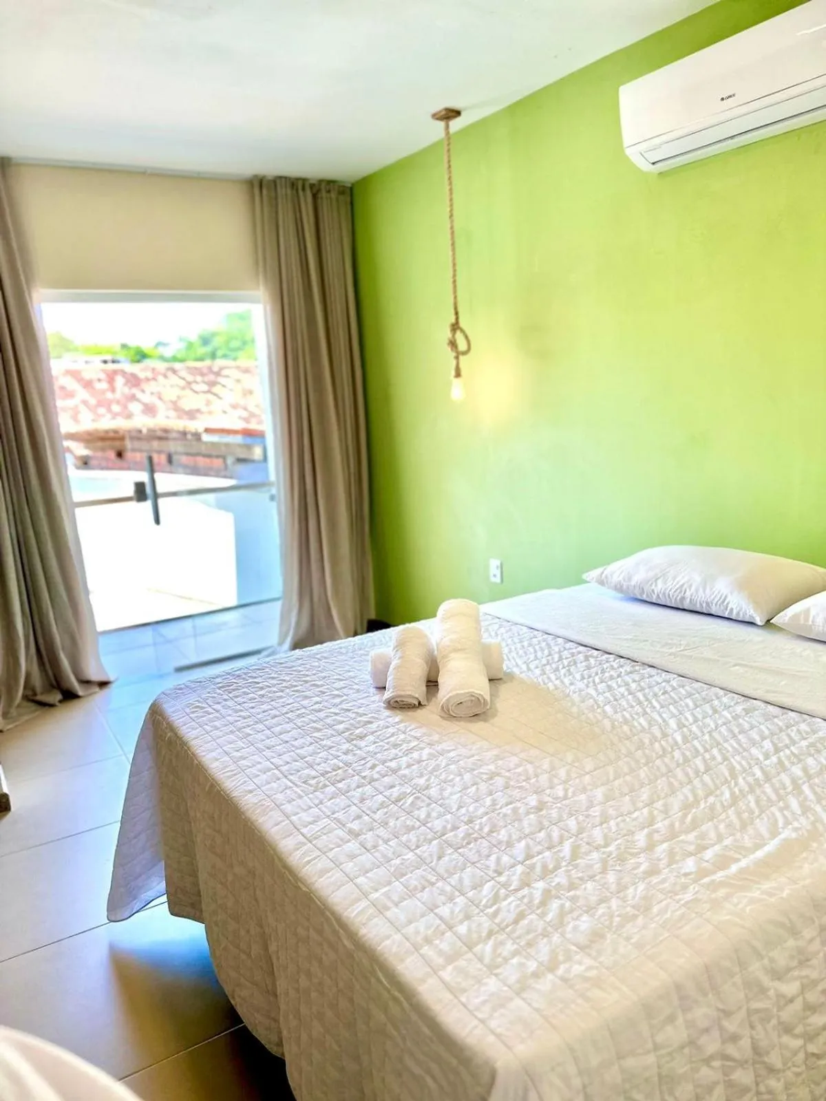 Bed in Humaita Pousada