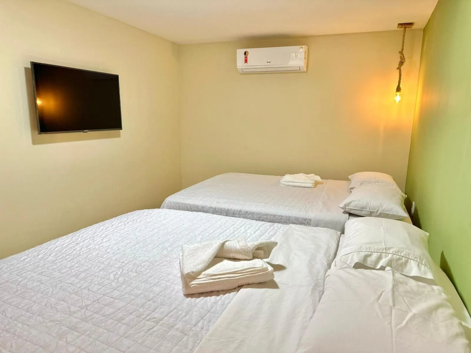 Bed in Humaita Pousada