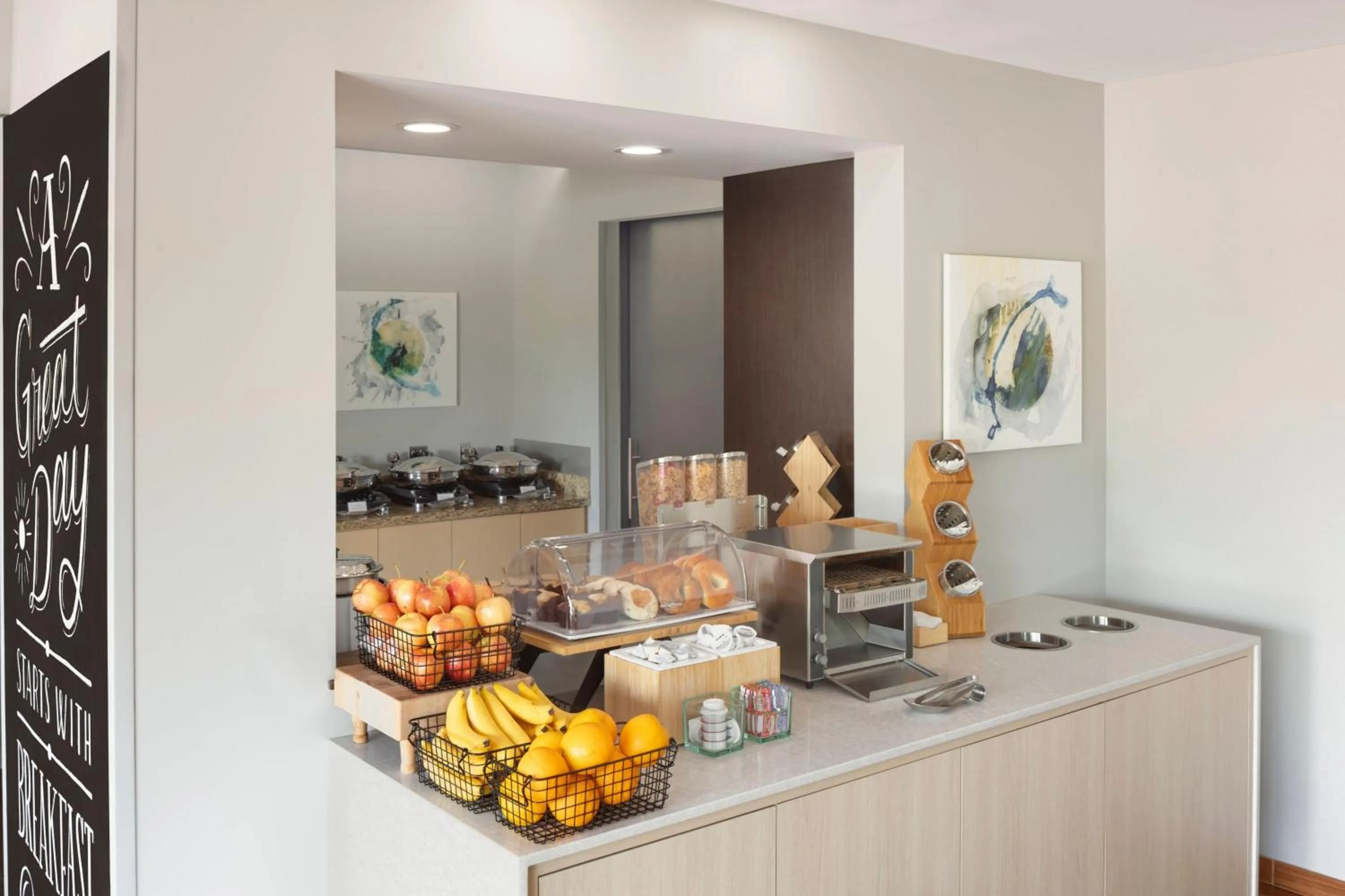 Breakfast in TownePlace Suites Bangor