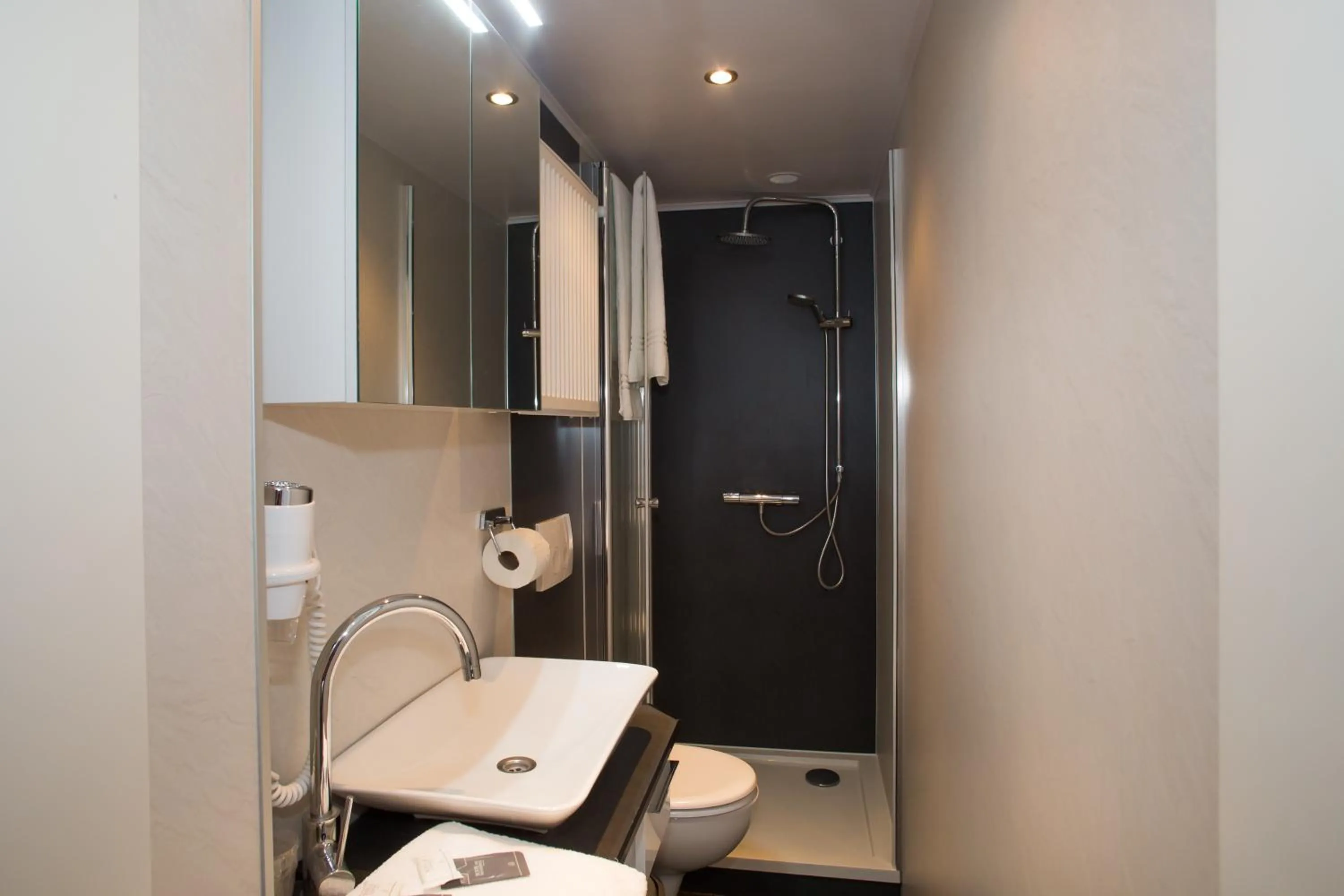 Bathroom in Landhotel De Hoofdige Boer