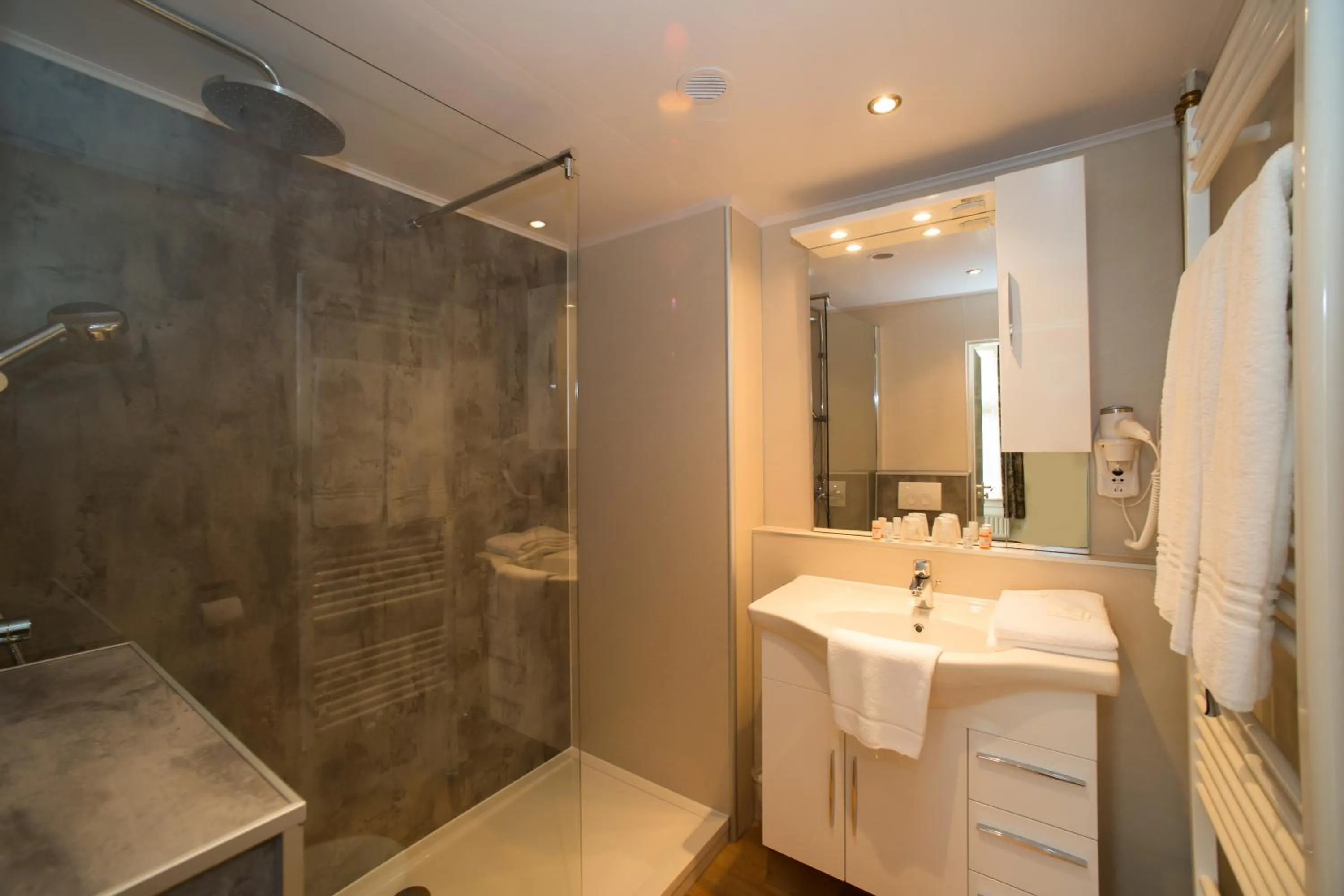 Bathroom in Landhotel De Hoofdige Boer