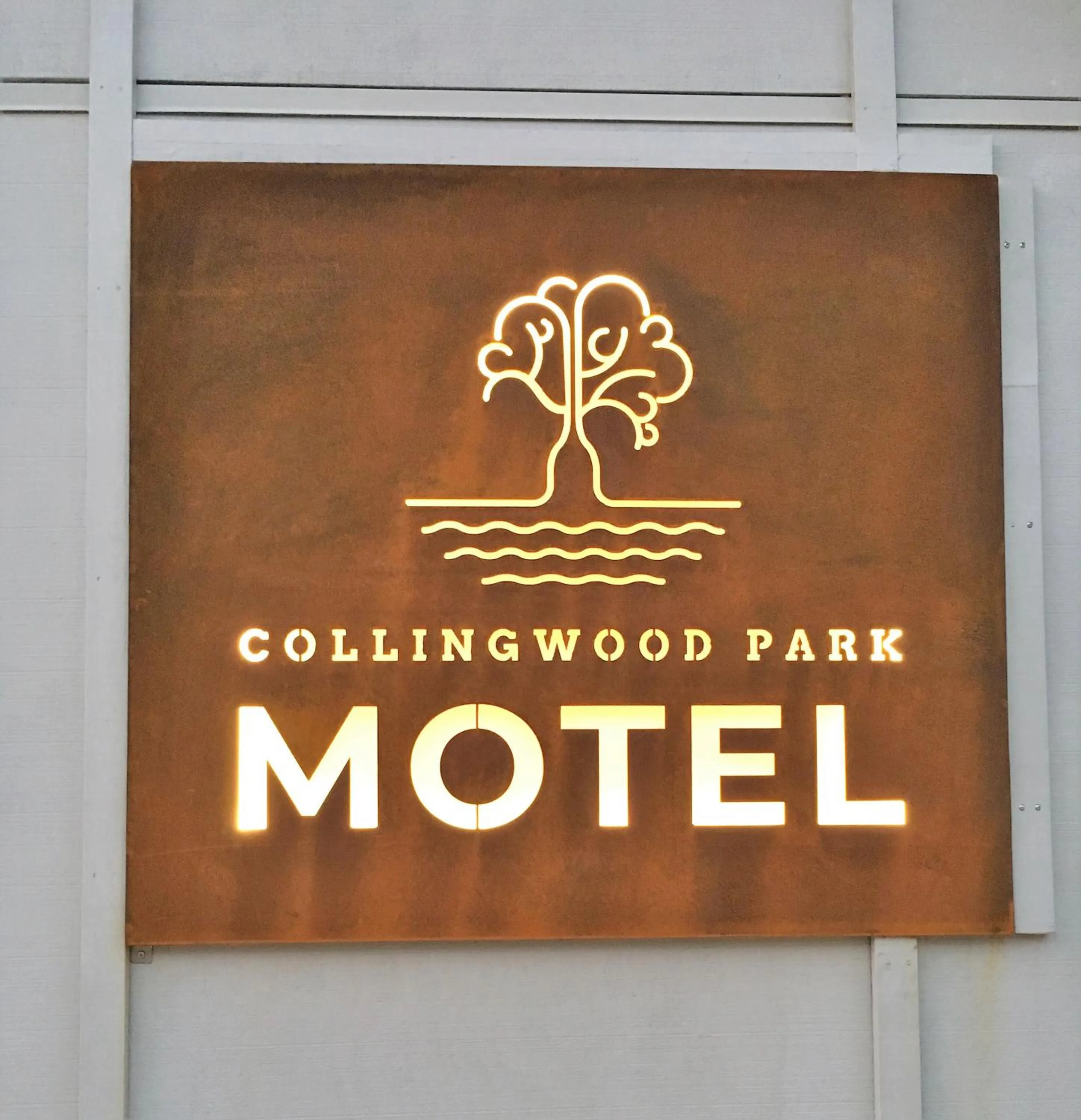 Facade/entrance in Collingwood Park Motel