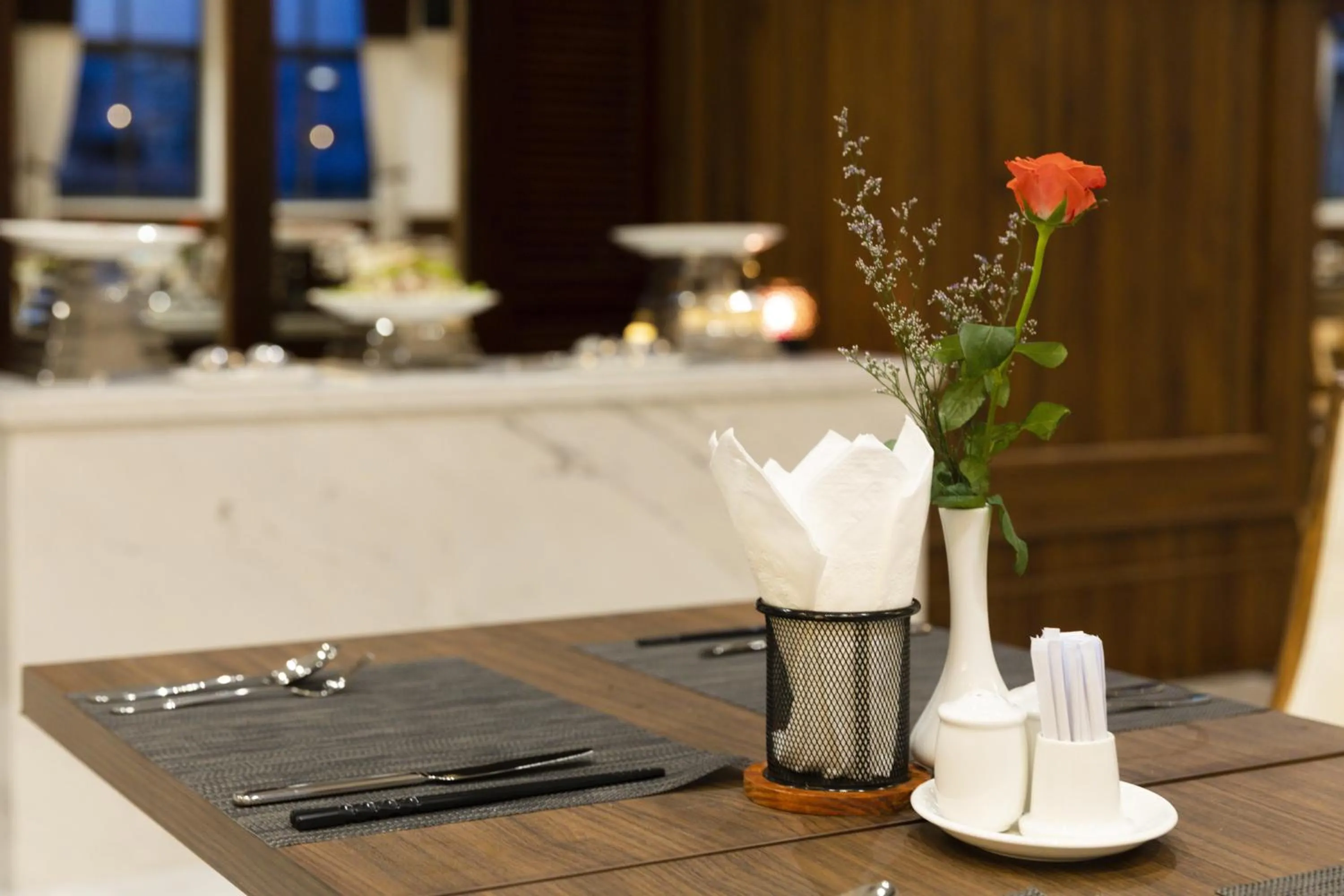 Restaurant/places to eat in Daphovina Hotel