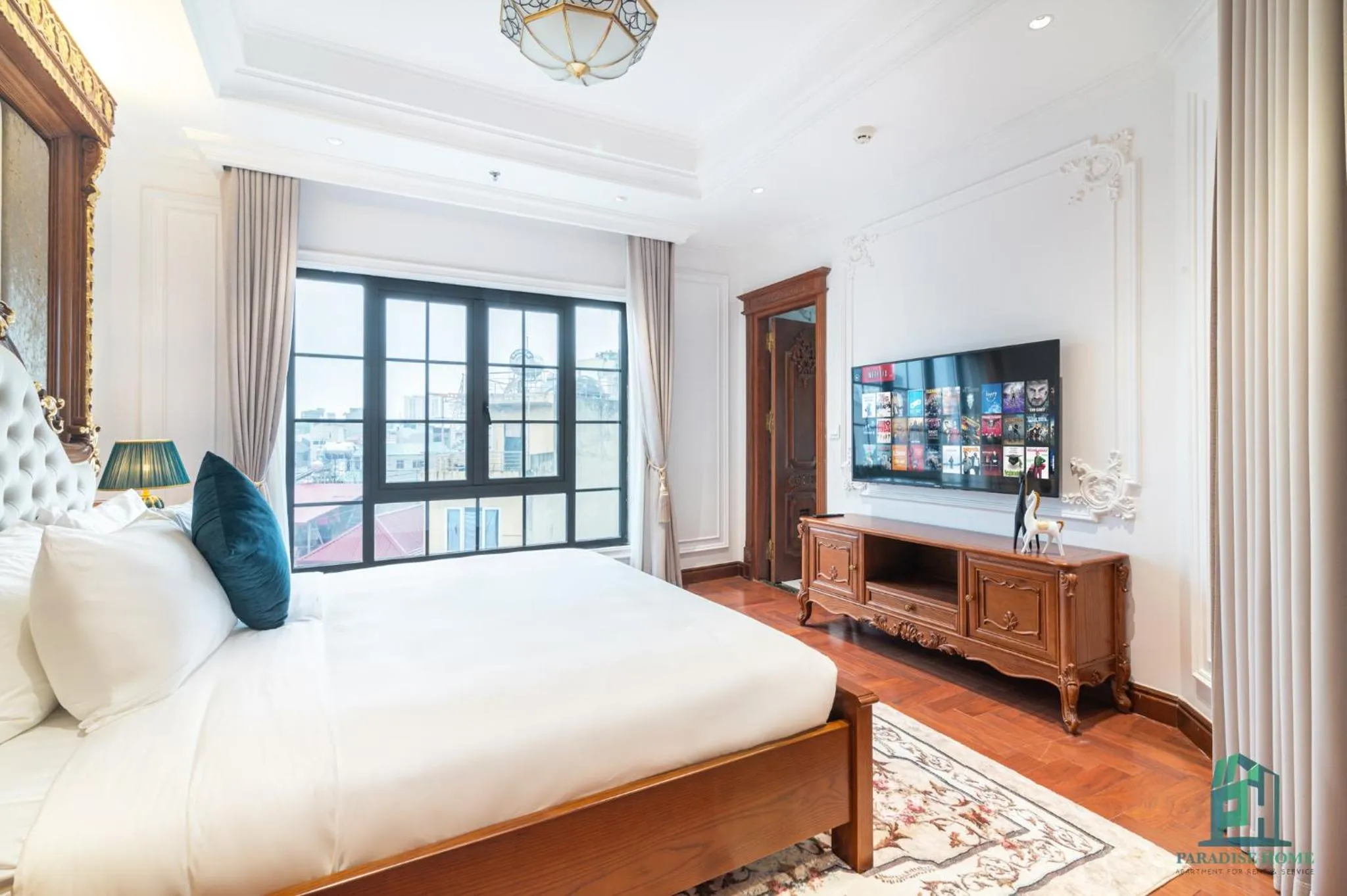 Bed in Luxe Paradise Suite Hotel Trich Sai