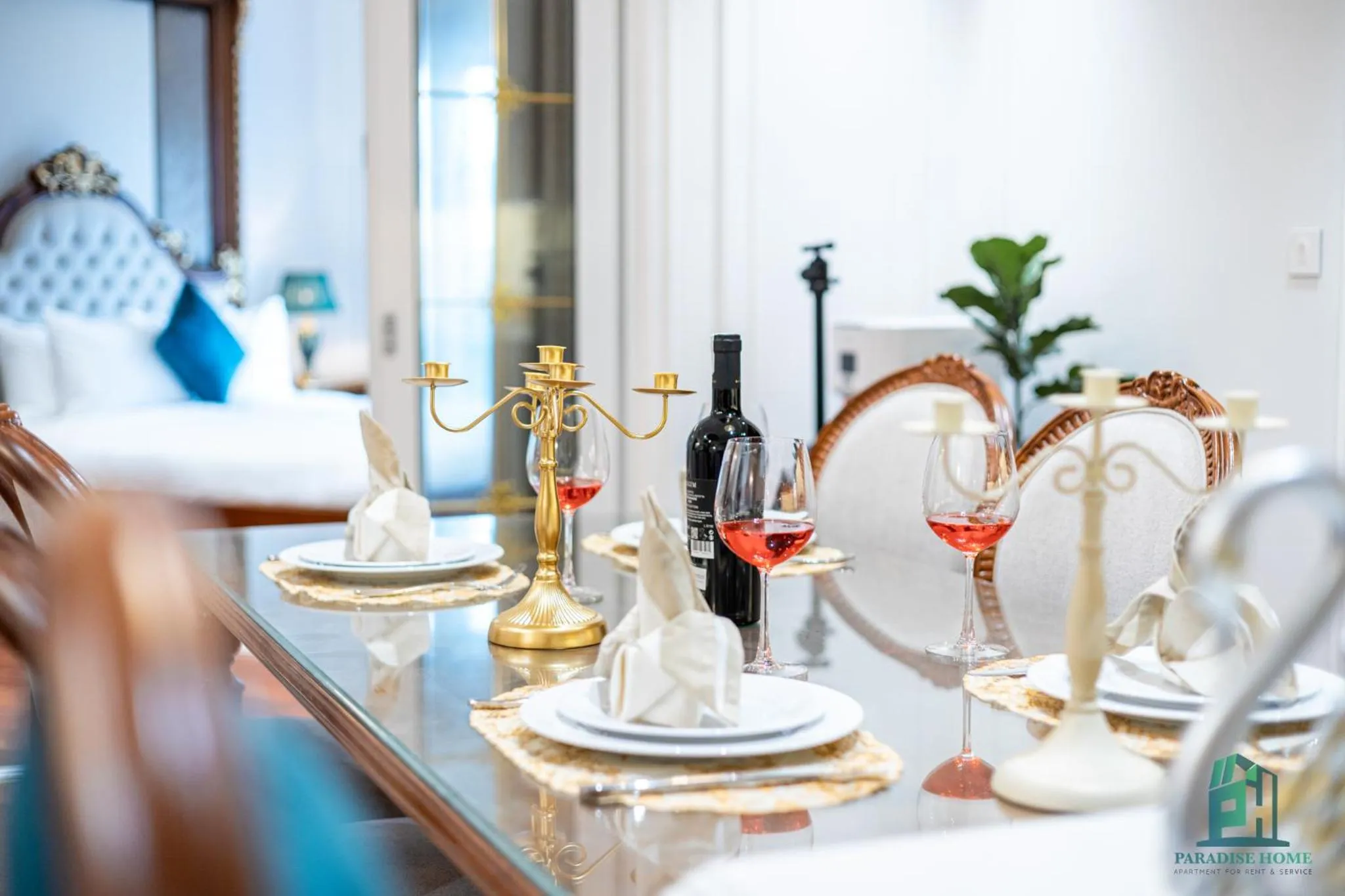 Living room in Luxe Paradise Suite Hotel Trich Sai