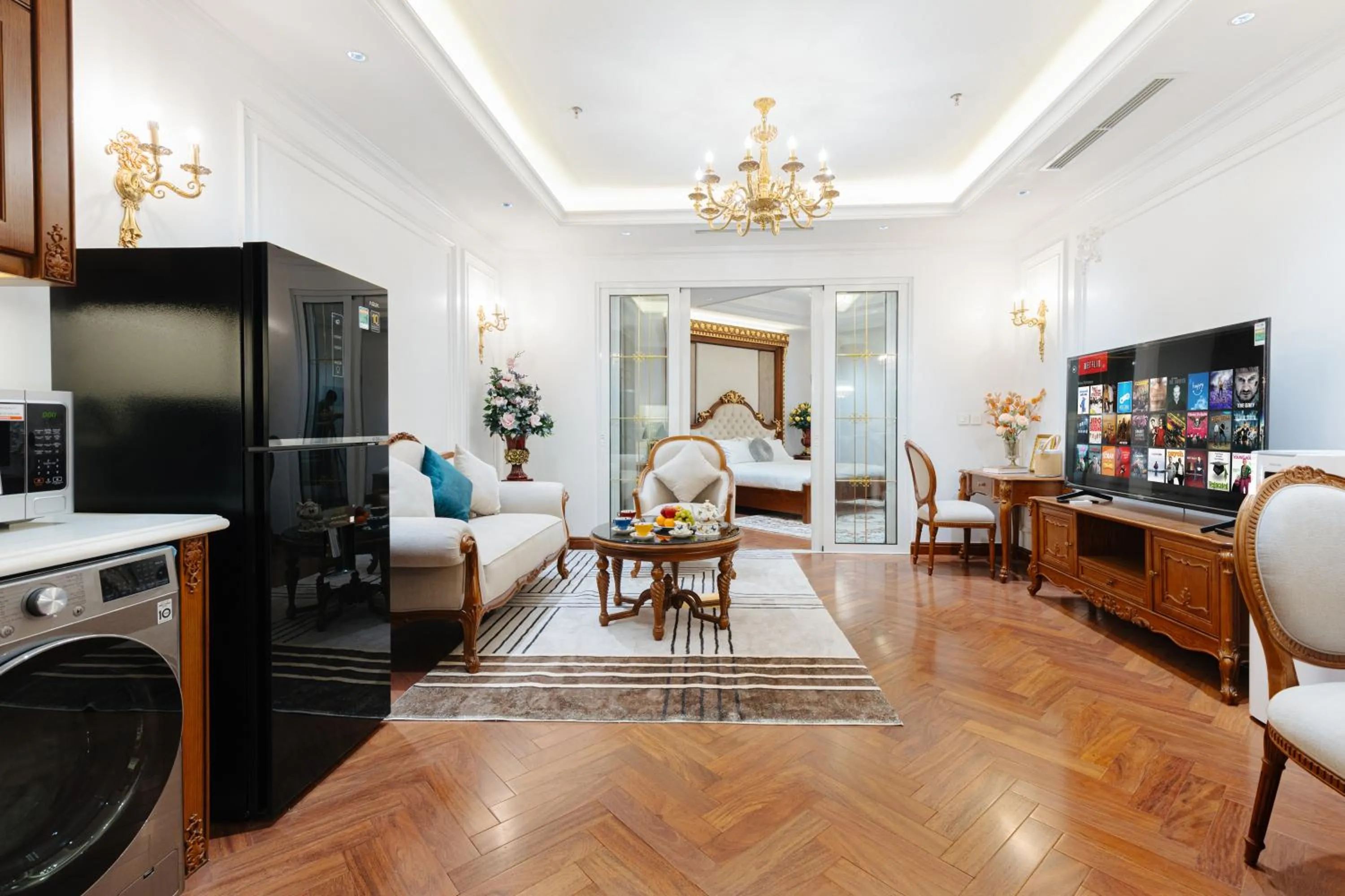 Living room in Luxe Paradise Suite Hotel Trich Sai