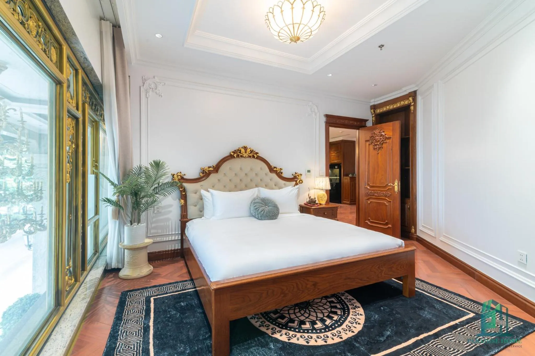 Bed in Luxe Paradise Suite Hotel Trich Sai