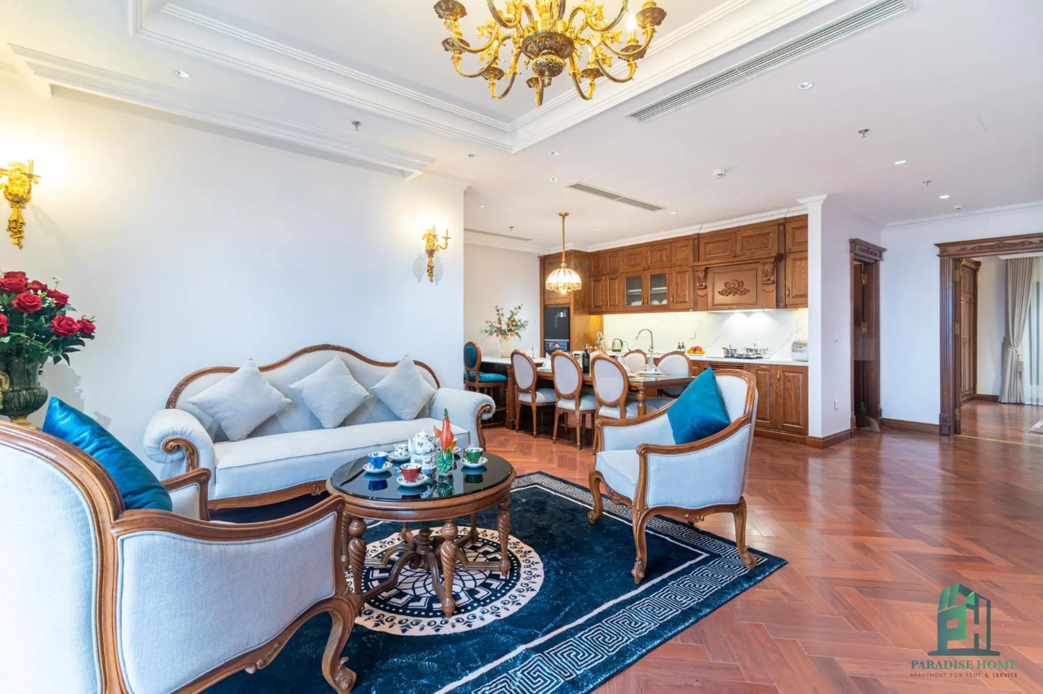 Living room in Luxe Paradise Suite Hotel Trich Sai