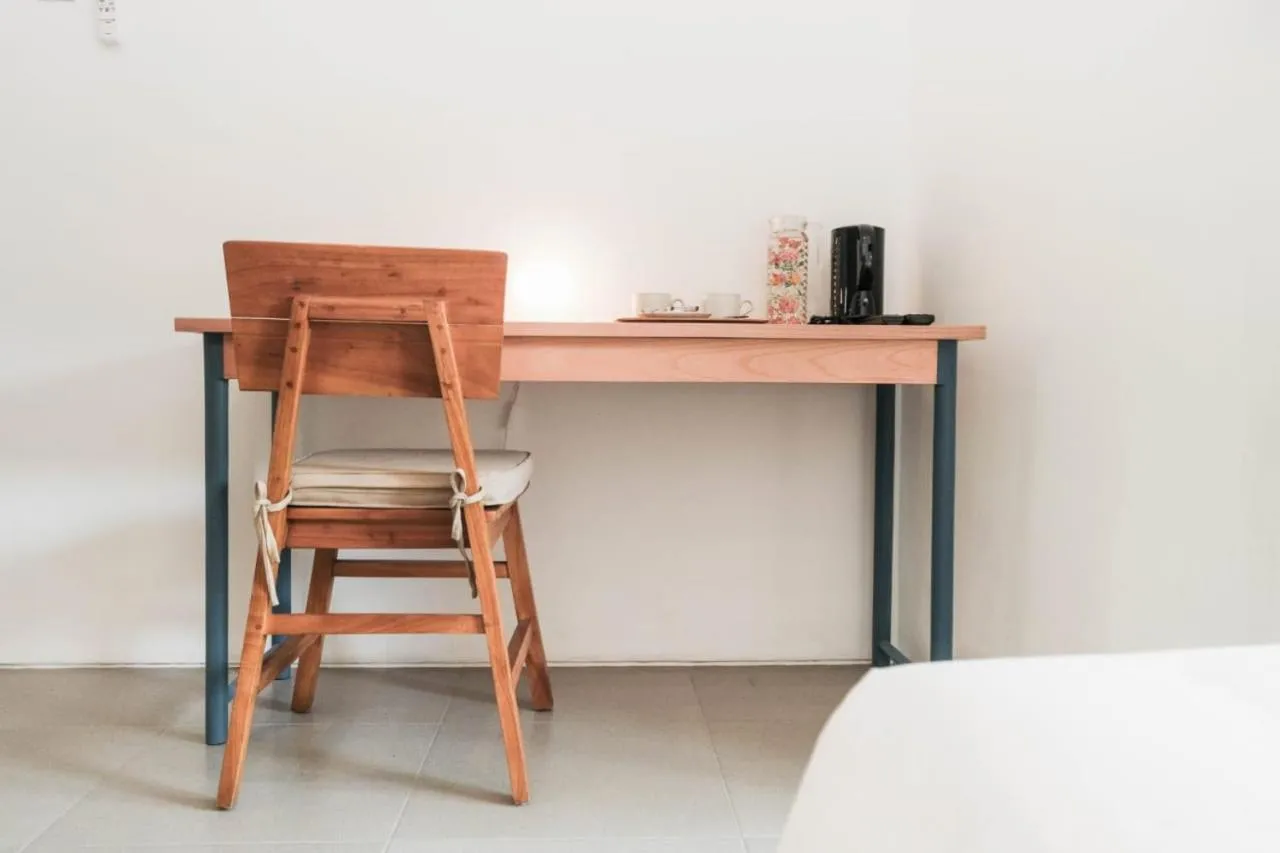 Coffee/tea facilities in Djajanti House