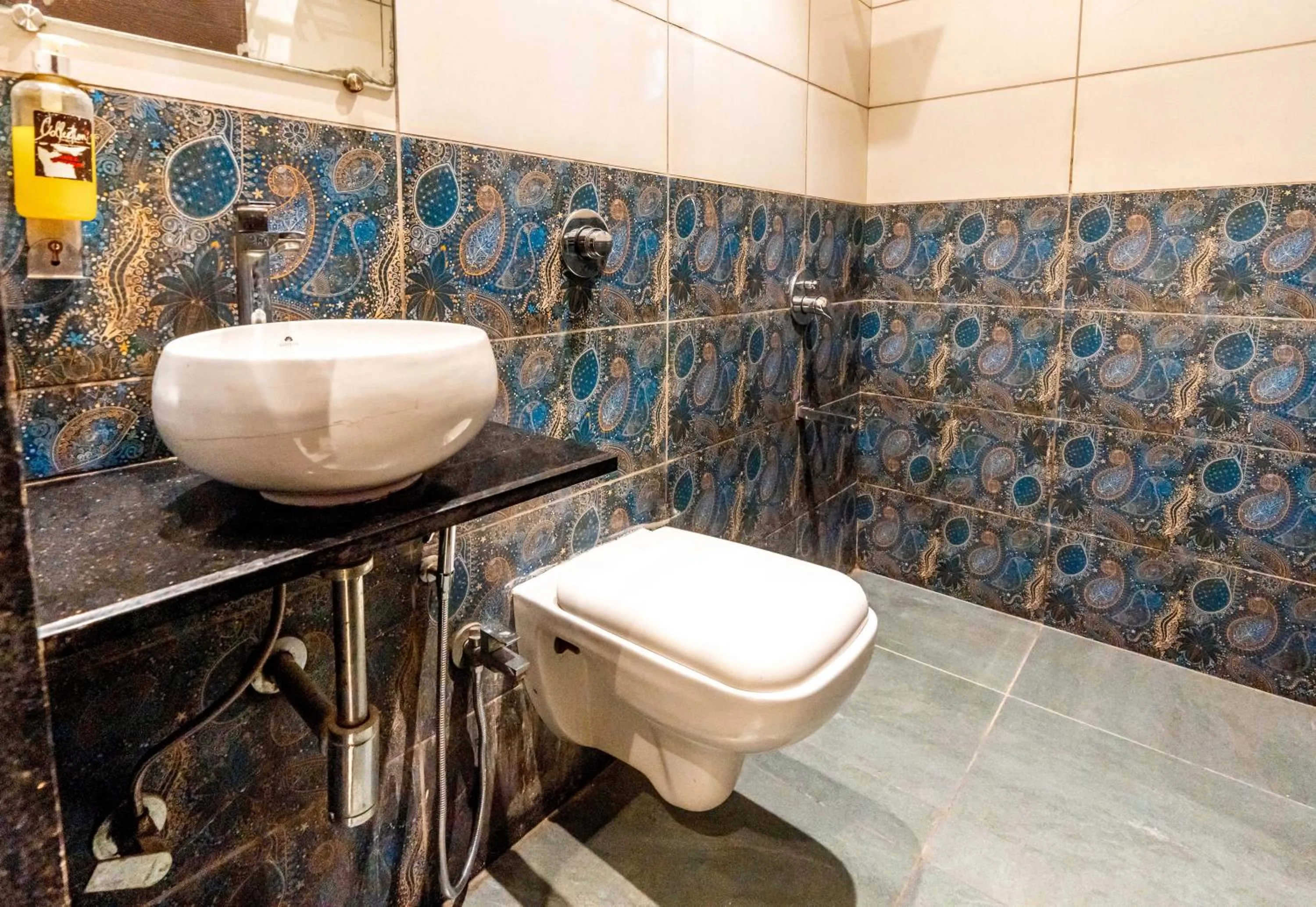 Bathroom in Treebo Express Inn