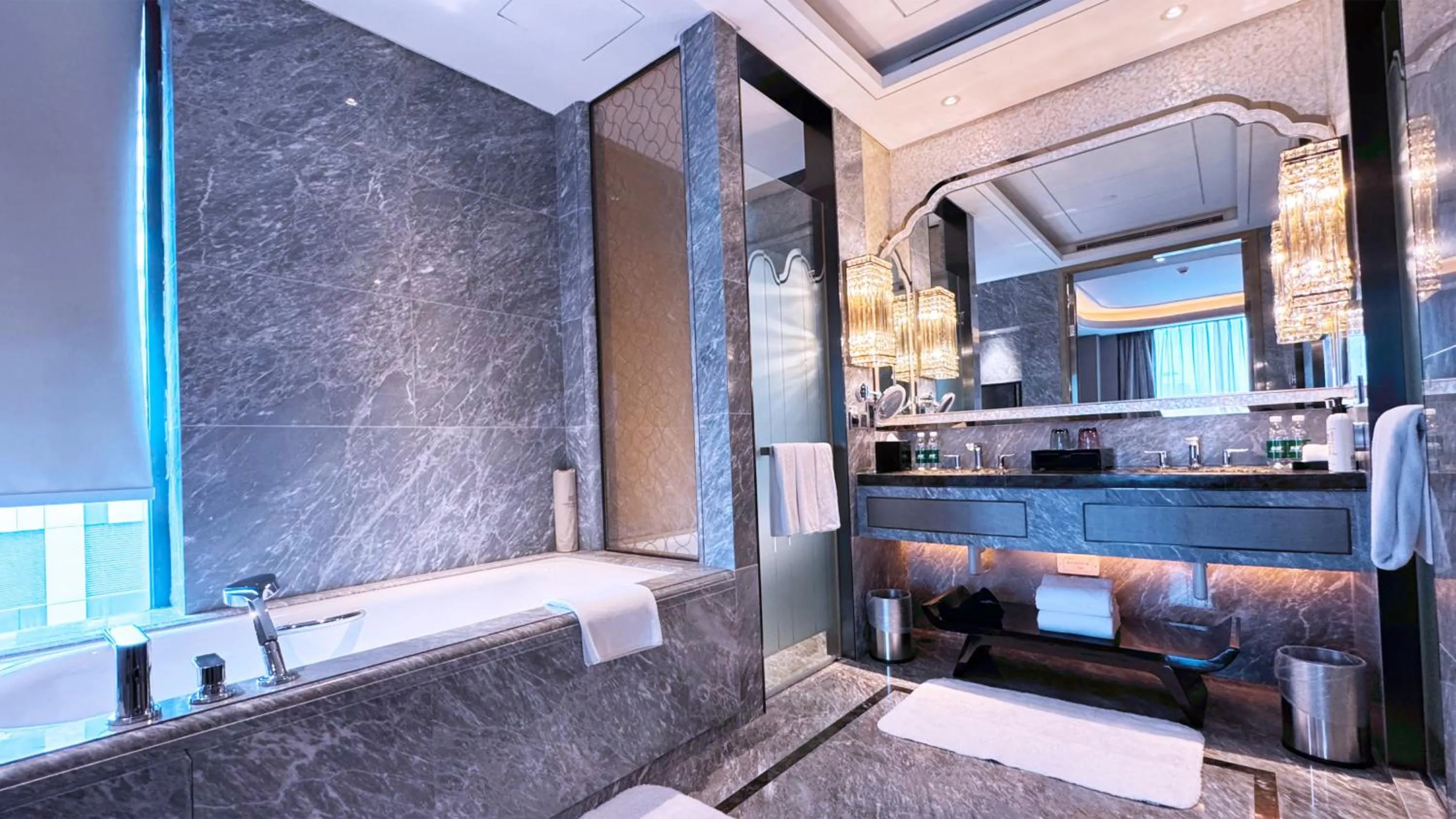 Shower in Wanda Realm Changzhou