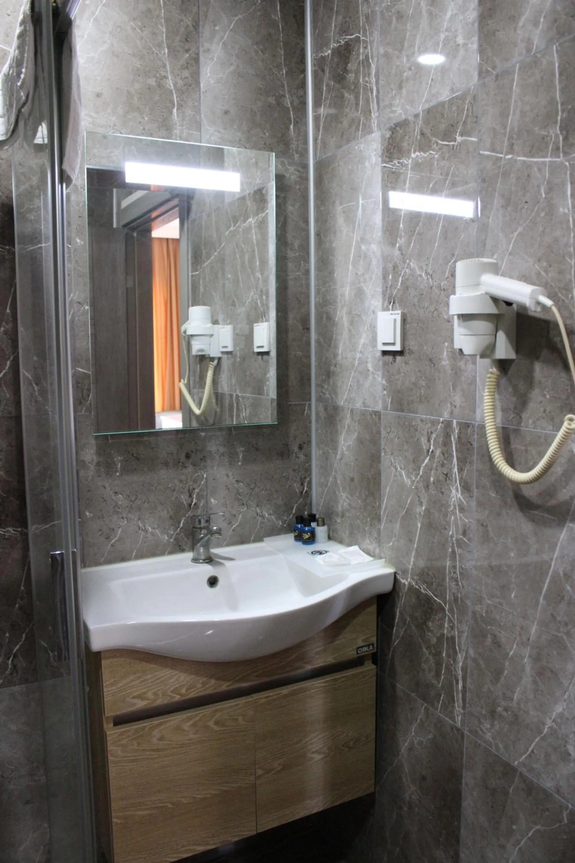 Toilet in ANGRAND HOTEL